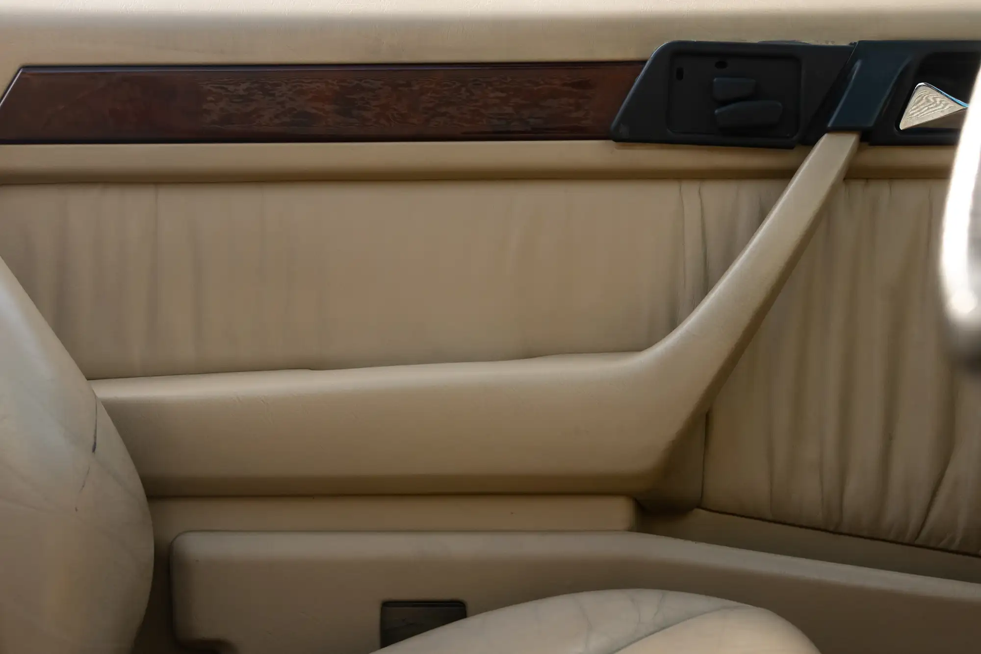 1993 Mercedes-Benz E320 Cabriolet (W124)-Sold