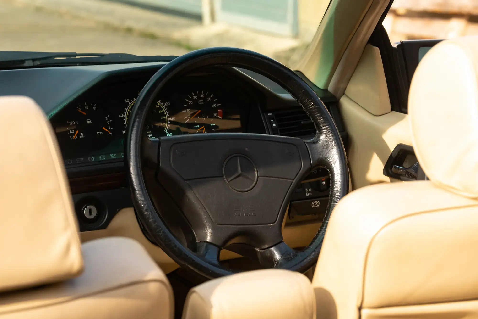 1993 Mercedes-Benz E320 Cabriolet (W124)-Sold