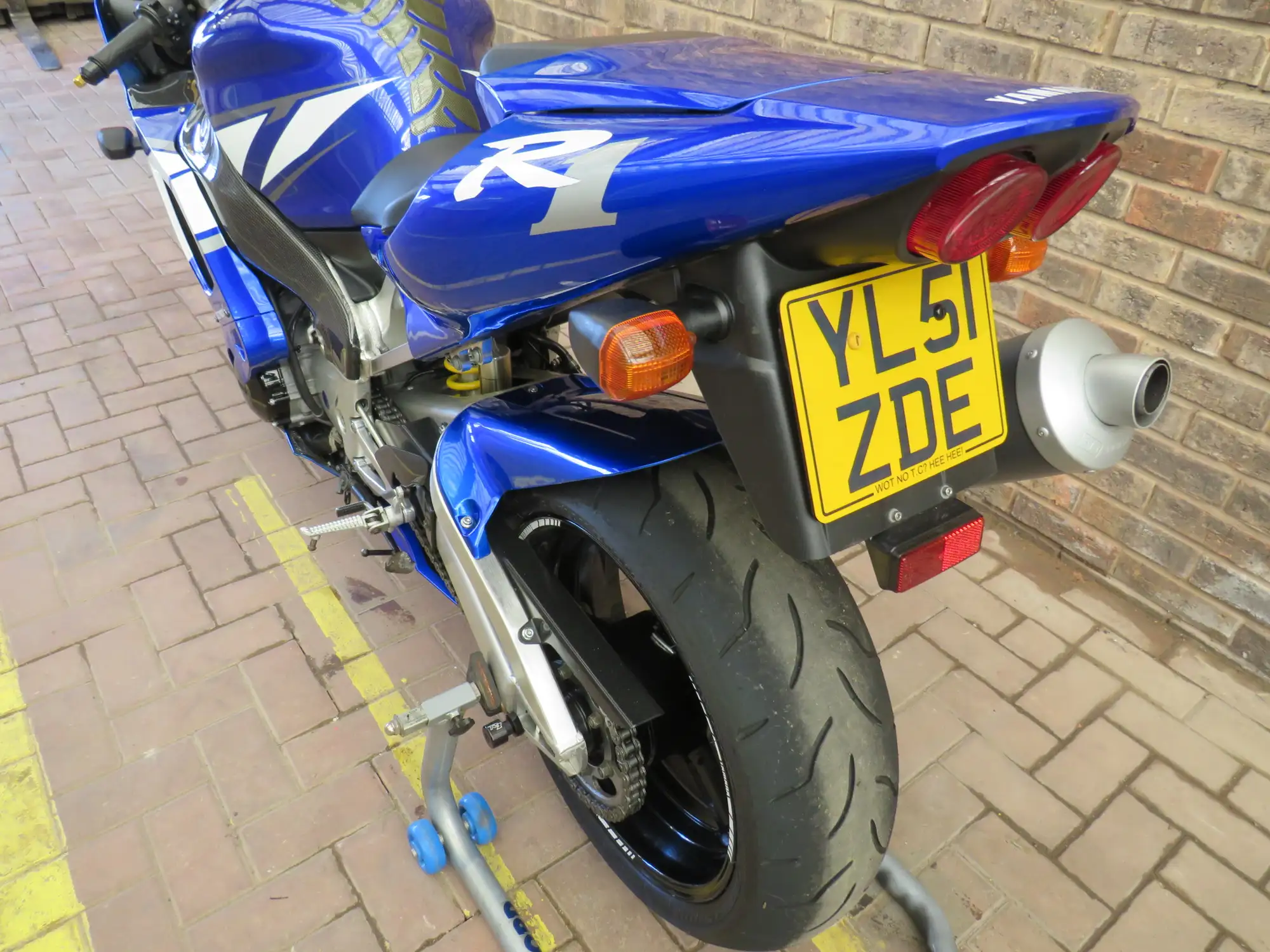 2001 Yamaha YZF-R1 998cc-Sold