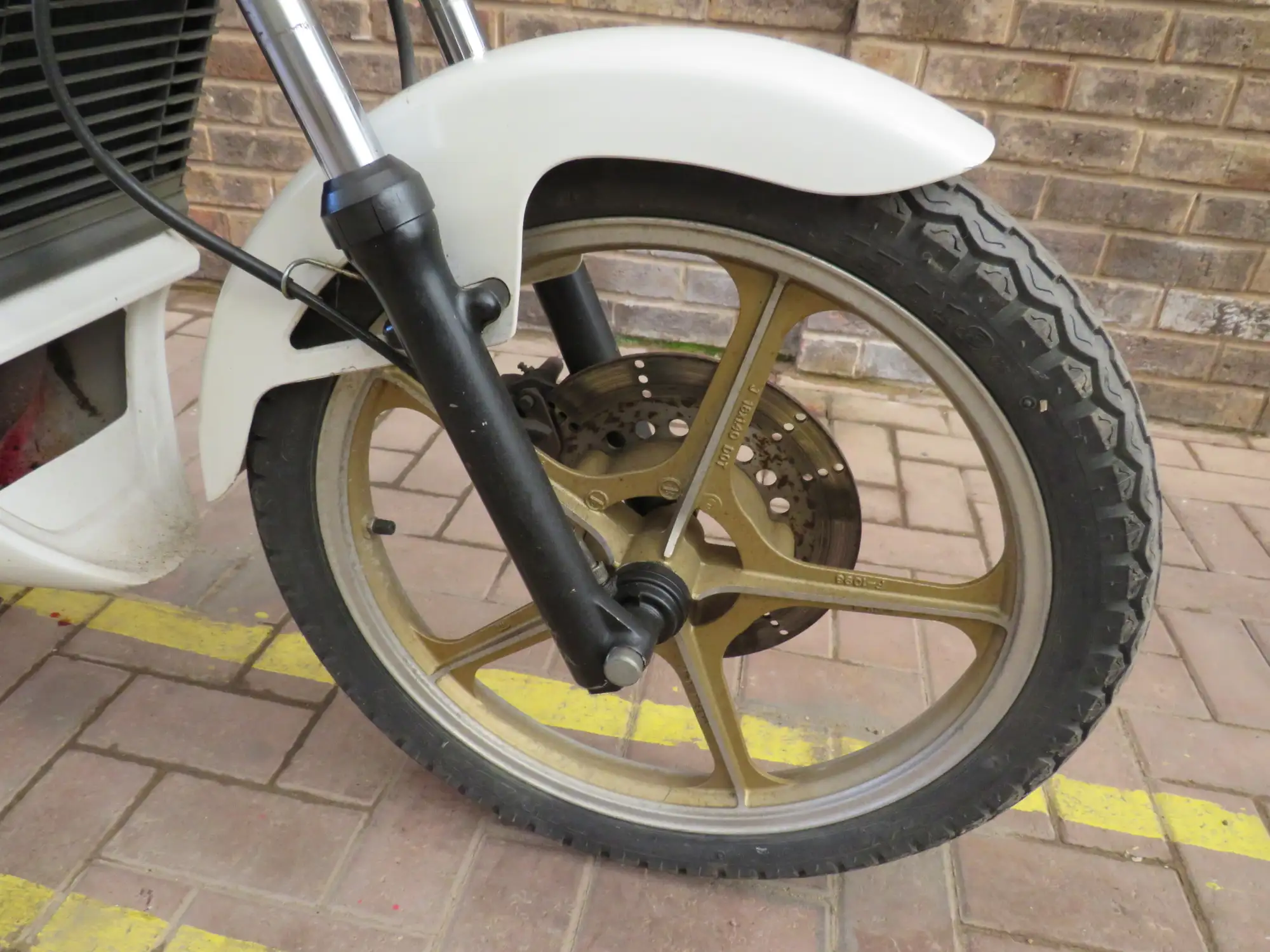 1987 Kawasaki AR125 124cc-Sold