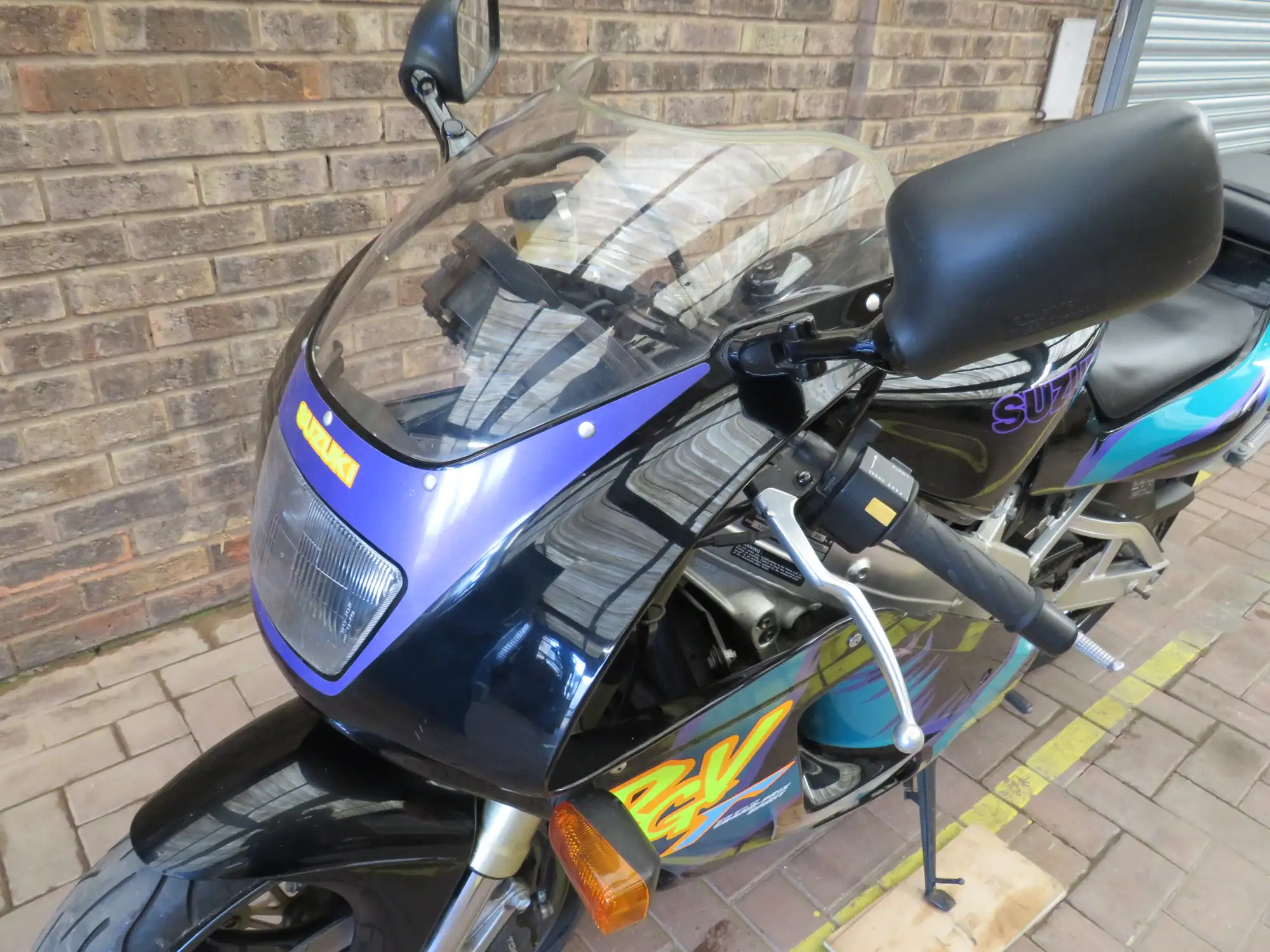 1992 Suzuki RGV250R VJ22A 249cc-Sold