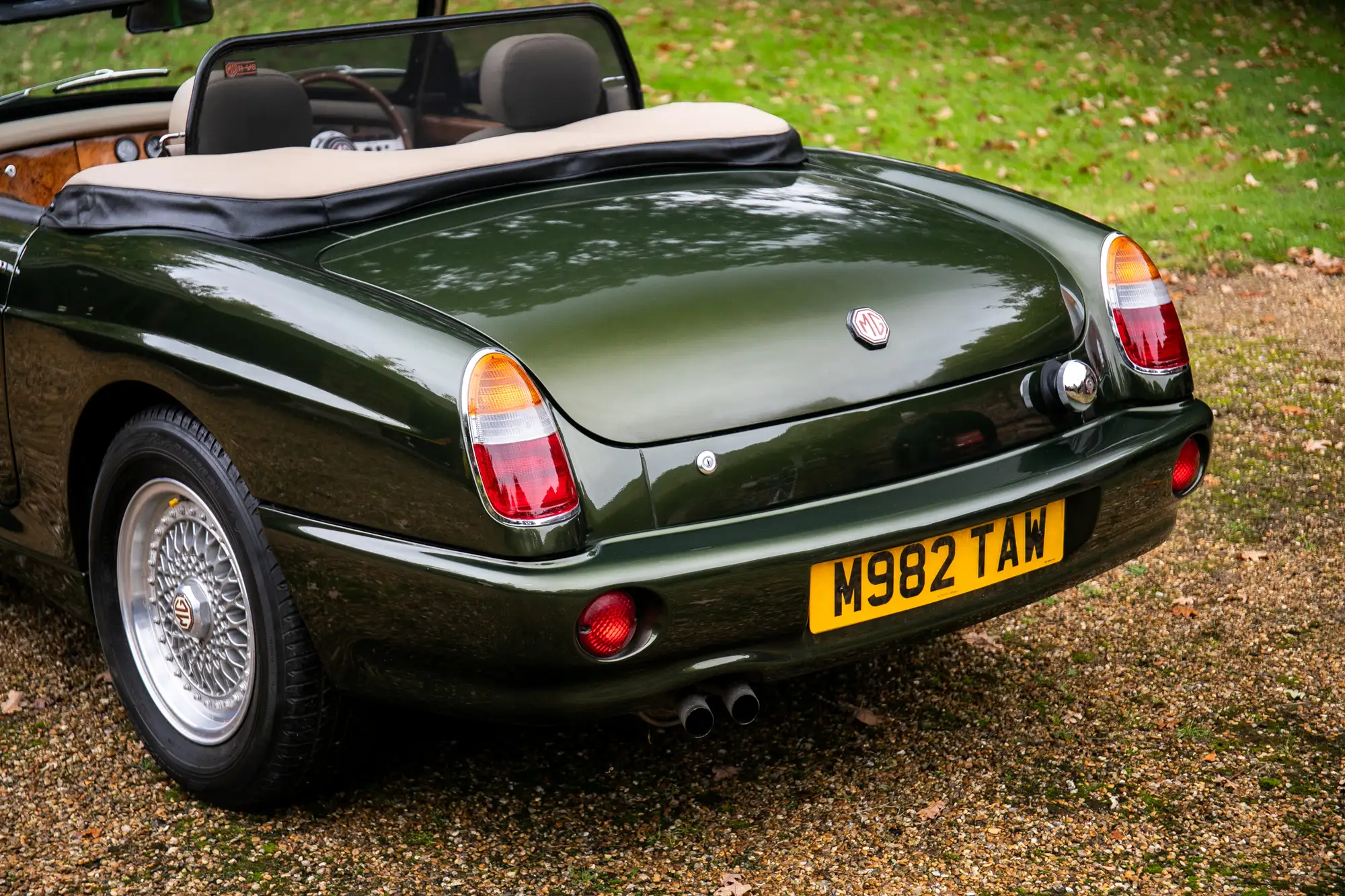 1995 MG RV8-Sold