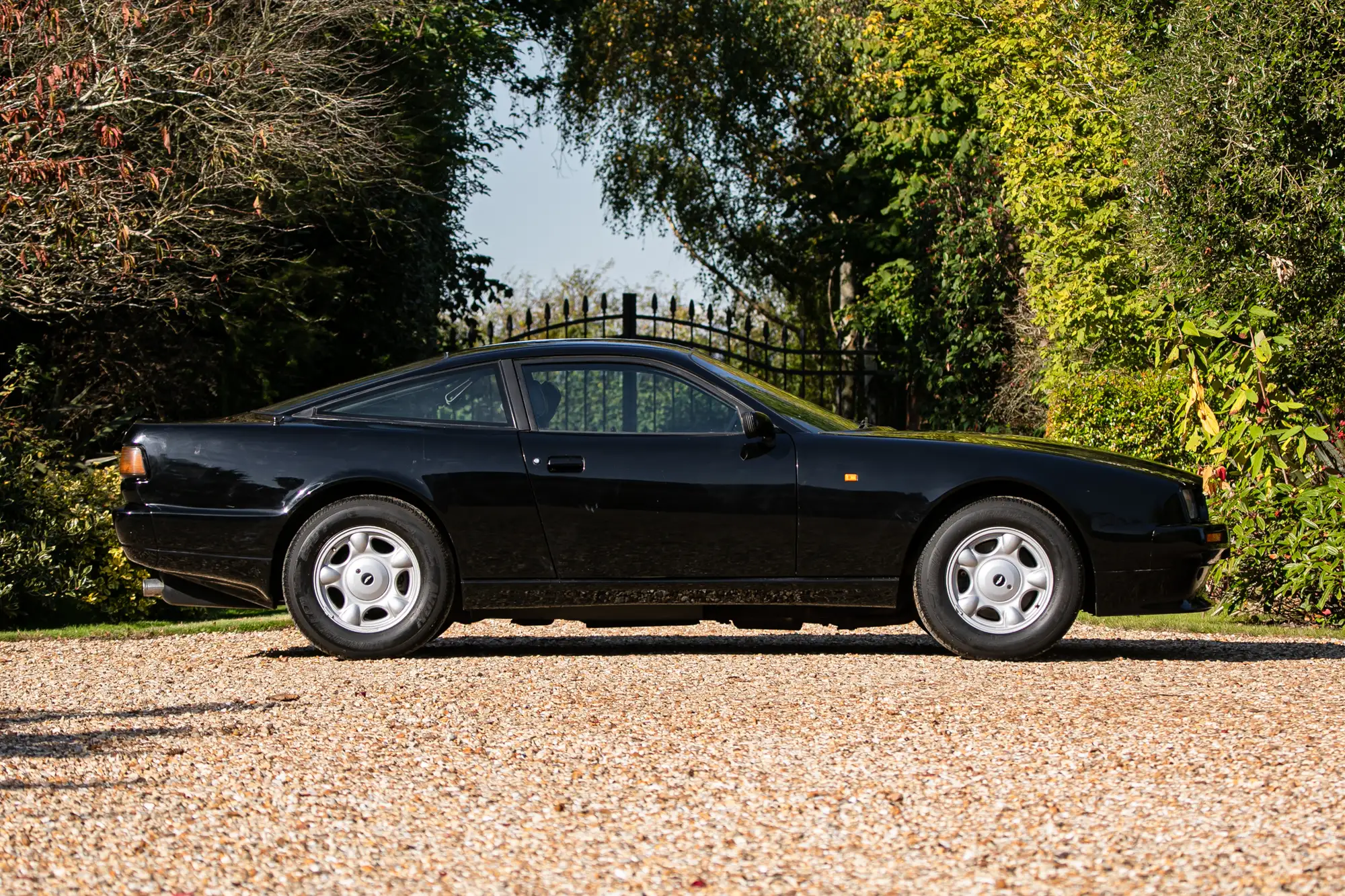 1990 Aston Martin Virage Coupé - 16,600 miles, Manual-Sold