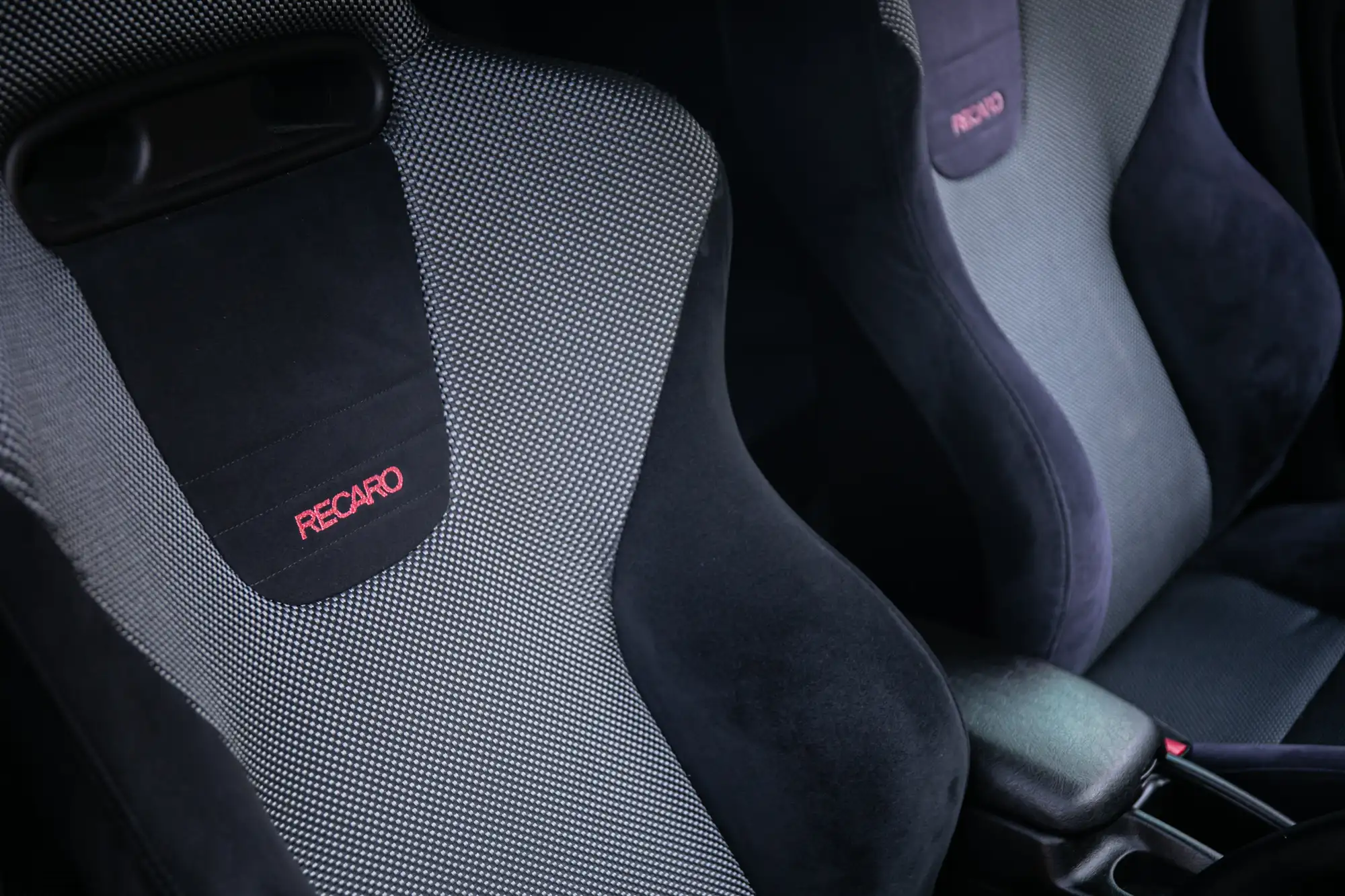 1998 Mitsubishi Lancer Evo V GSR-Sold