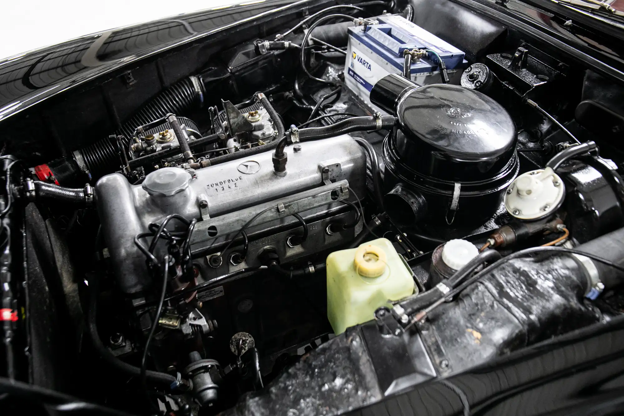 1956 Mercedes-Benz 190 SL-Sold