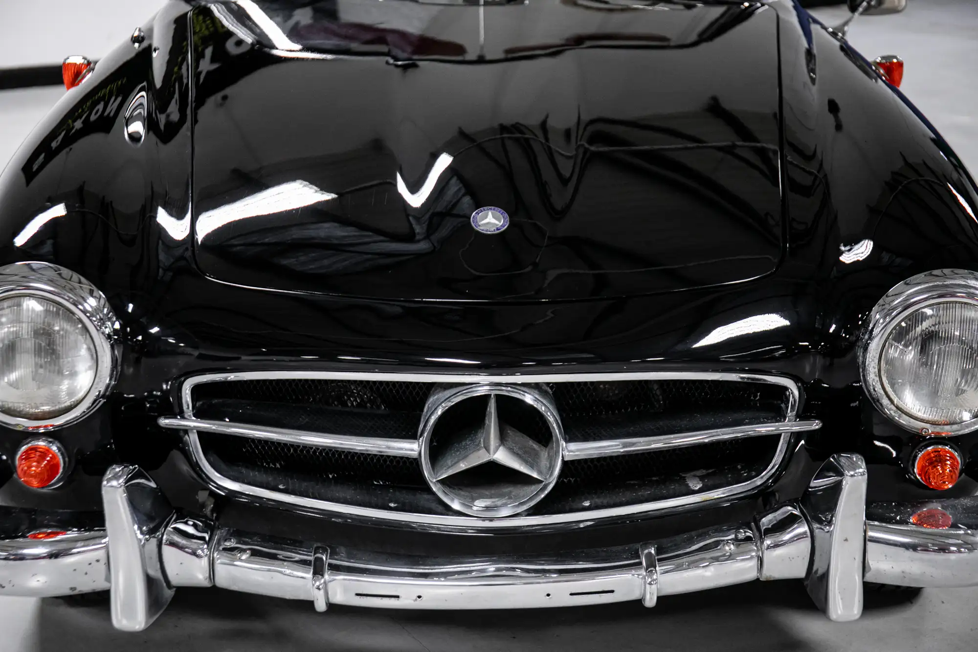 1956 Mercedes-Benz 190 SL-Sold