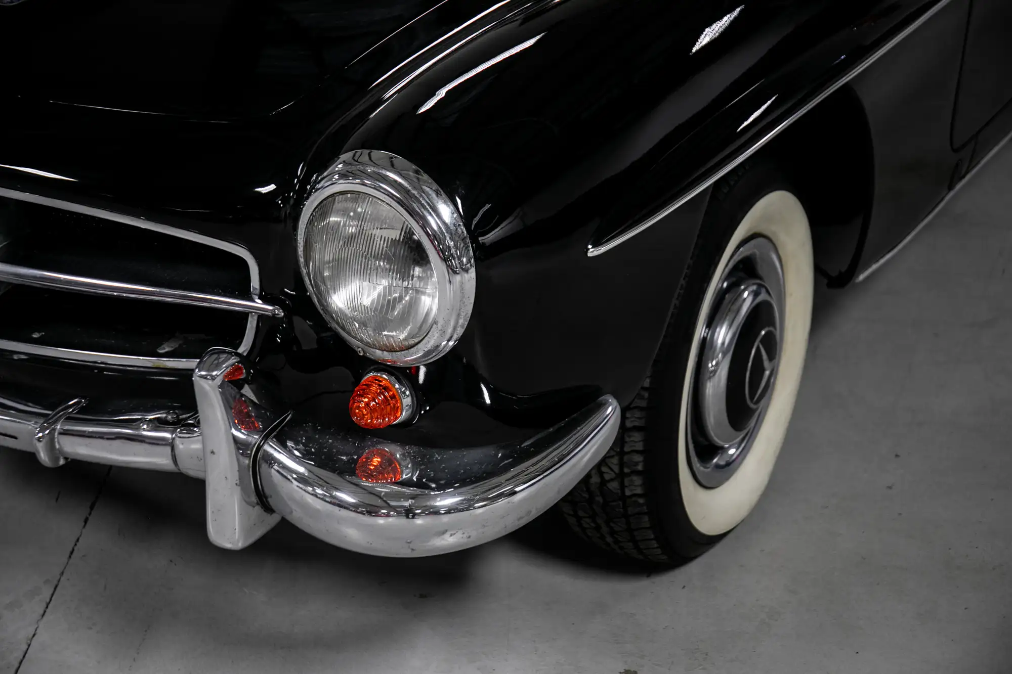 1956 Mercedes-Benz 190 SL-Sold