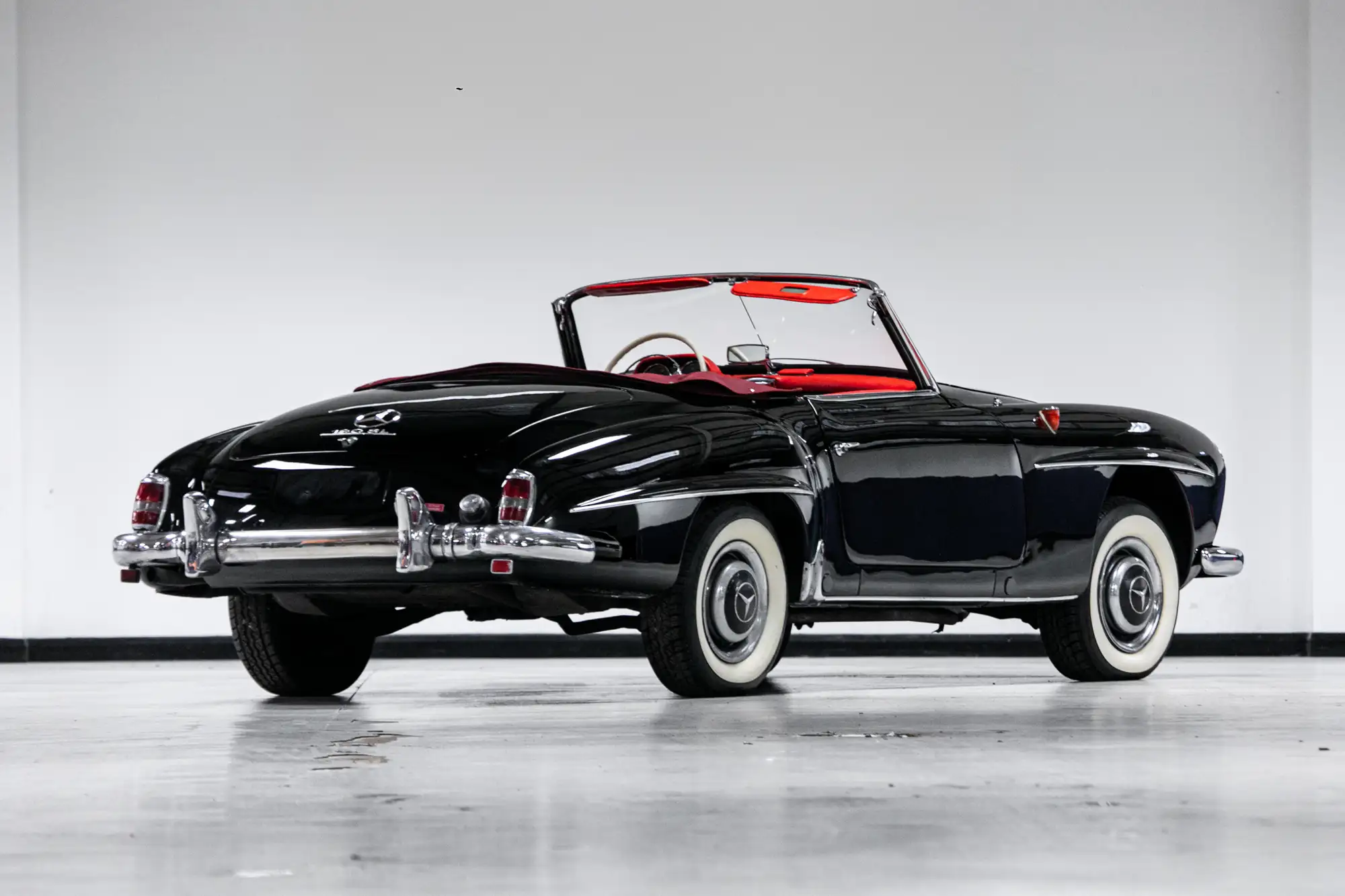 1956 Mercedes-Benz 190 SL-Sold