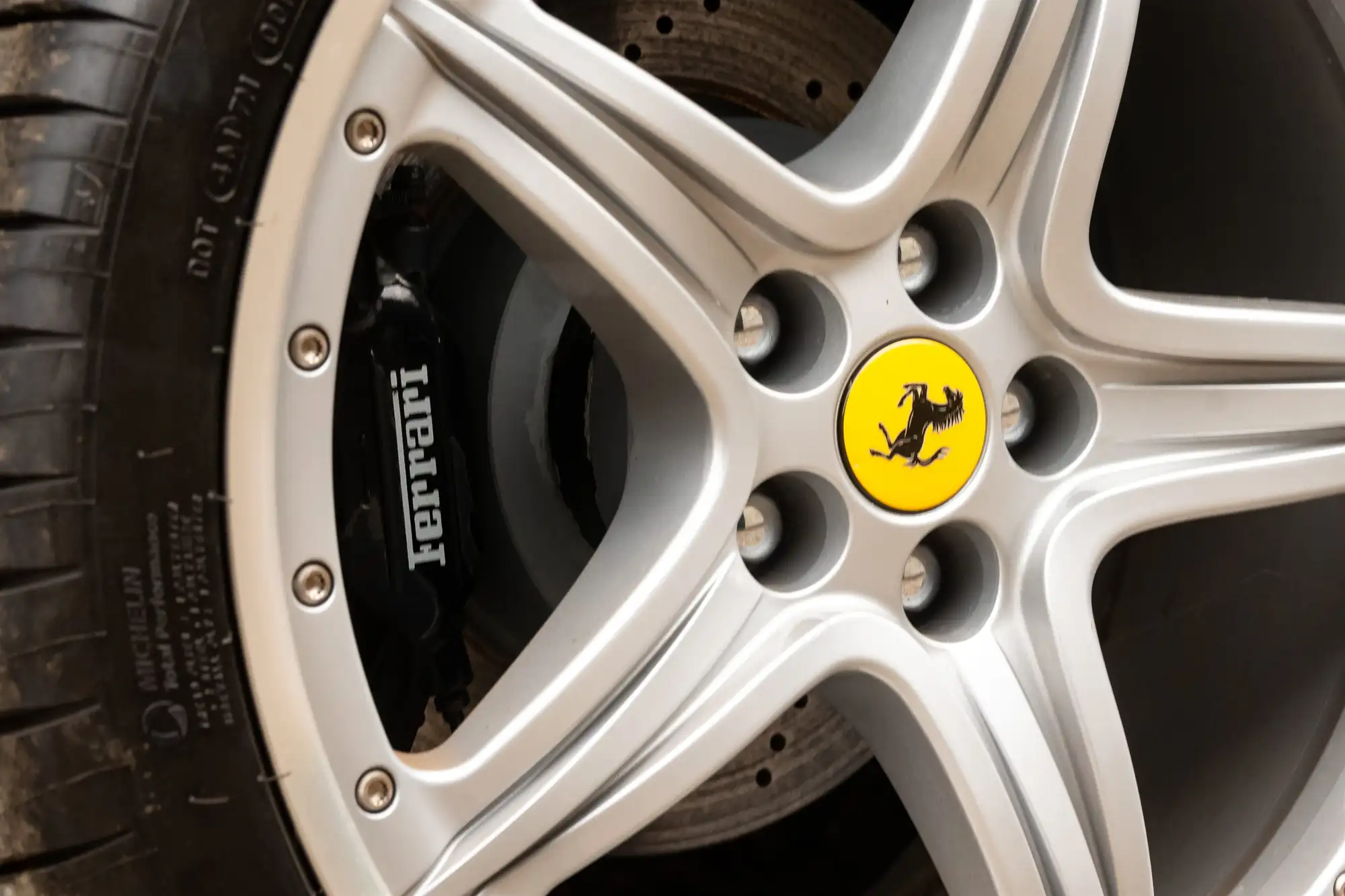 2004 Ferrari 575M Maranello F1-Sold