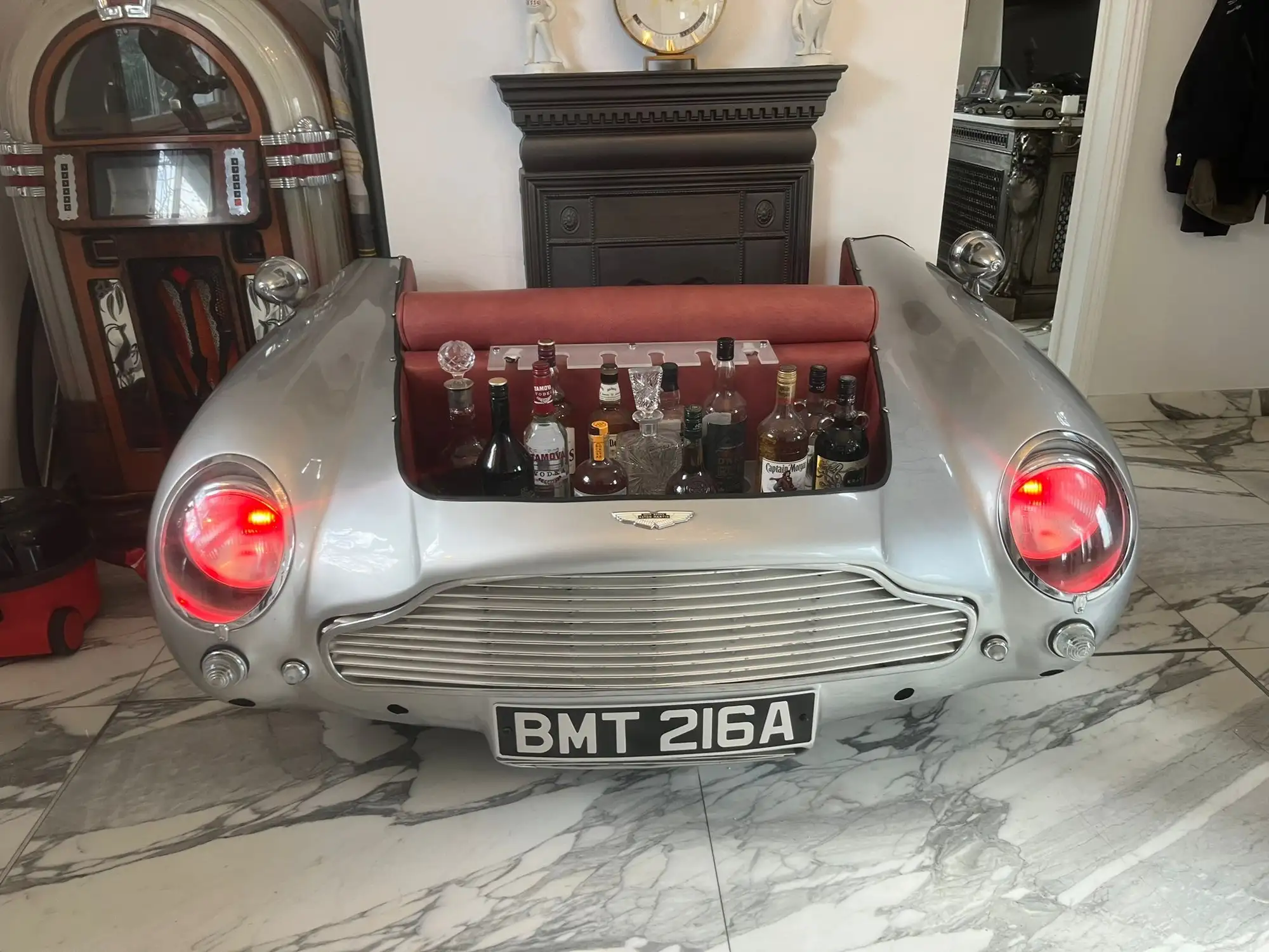 c.1964 Aston Martin DB5 Bar/Sofa - Original DB5 Panels-For Sale