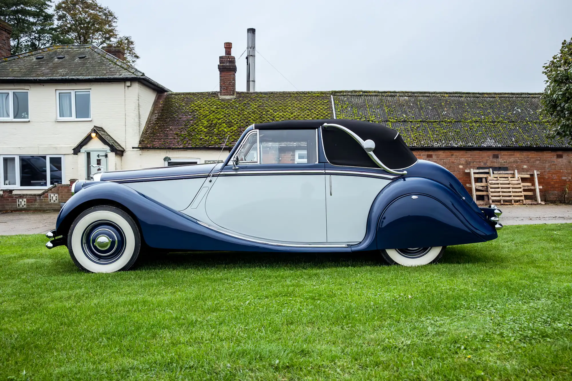 1950 Jaguar Mk V Drophead Coupé-Sold