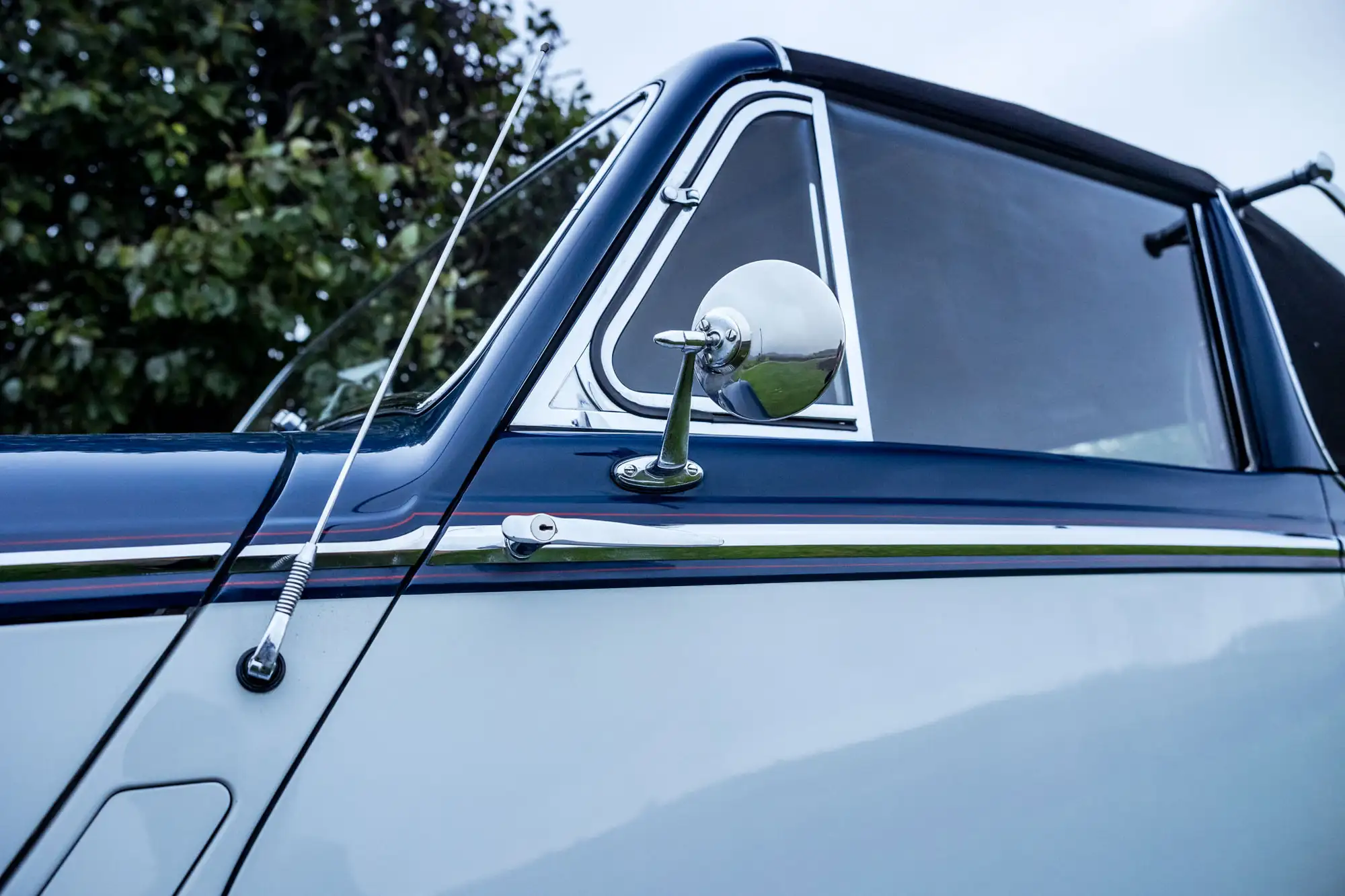 1950 Jaguar Mk V Drophead Coupé-Sold