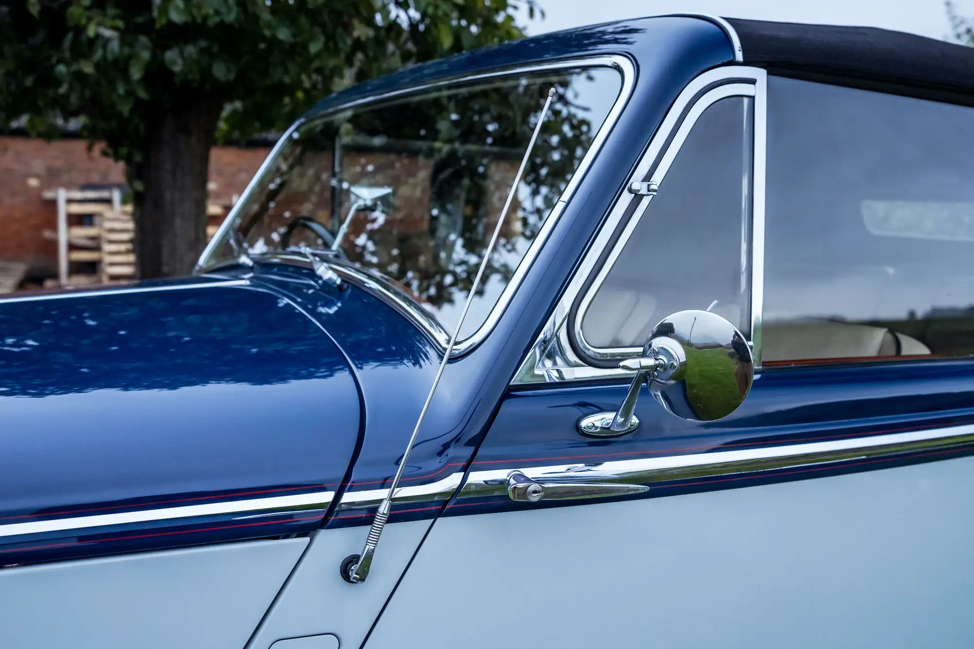 1950 Jaguar Mk V Drophead Coupé-Sold