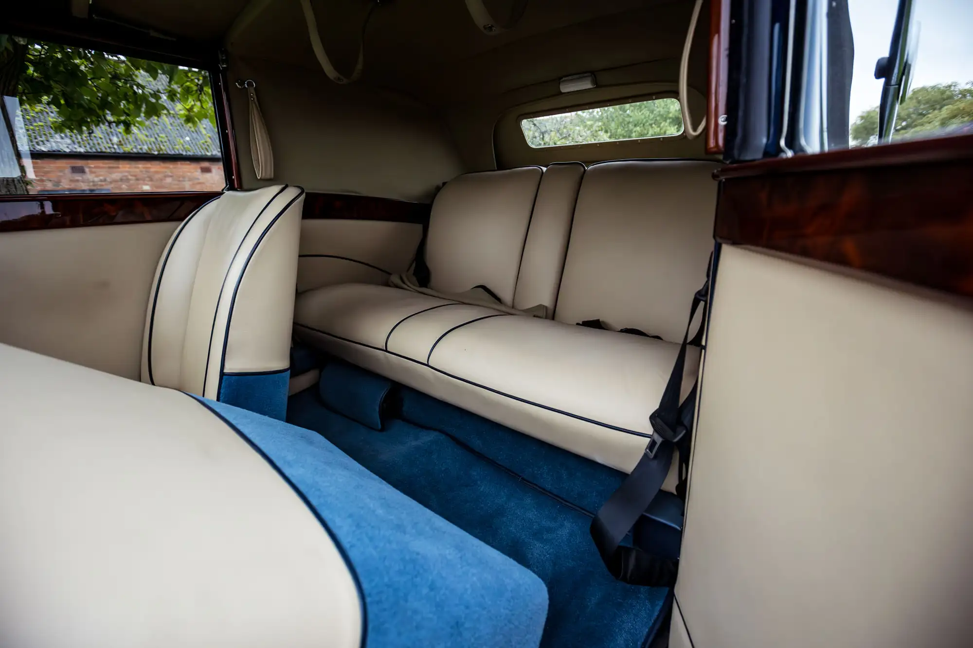 1950 Jaguar Mk V Drophead Coupé-Sold