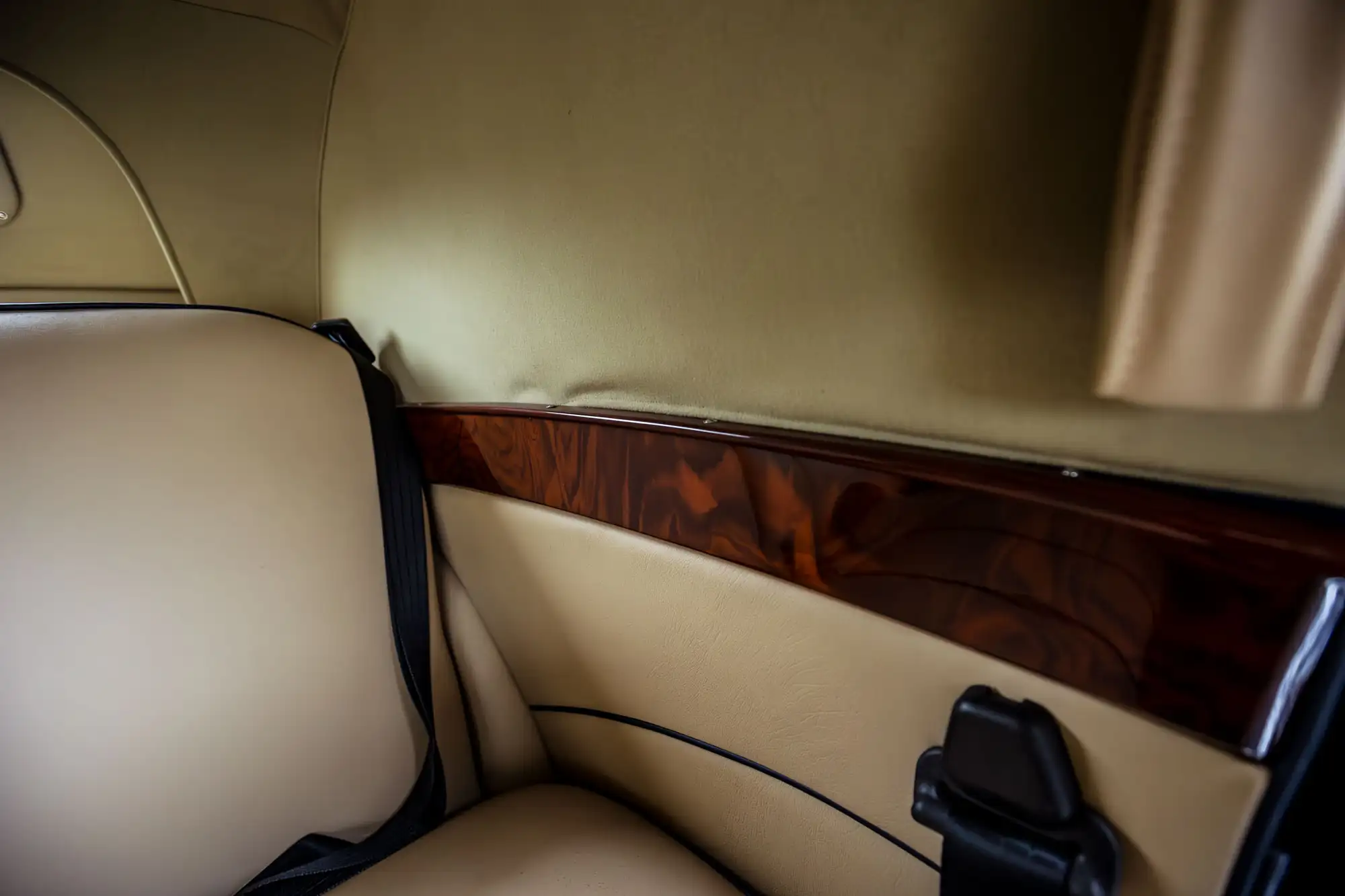 1950 Jaguar Mk V Drophead Coupé-Sold