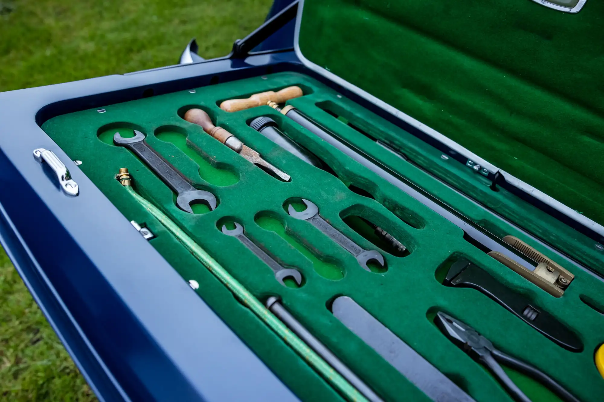 1950 Jaguar Mk V Drophead Coupé-Sold