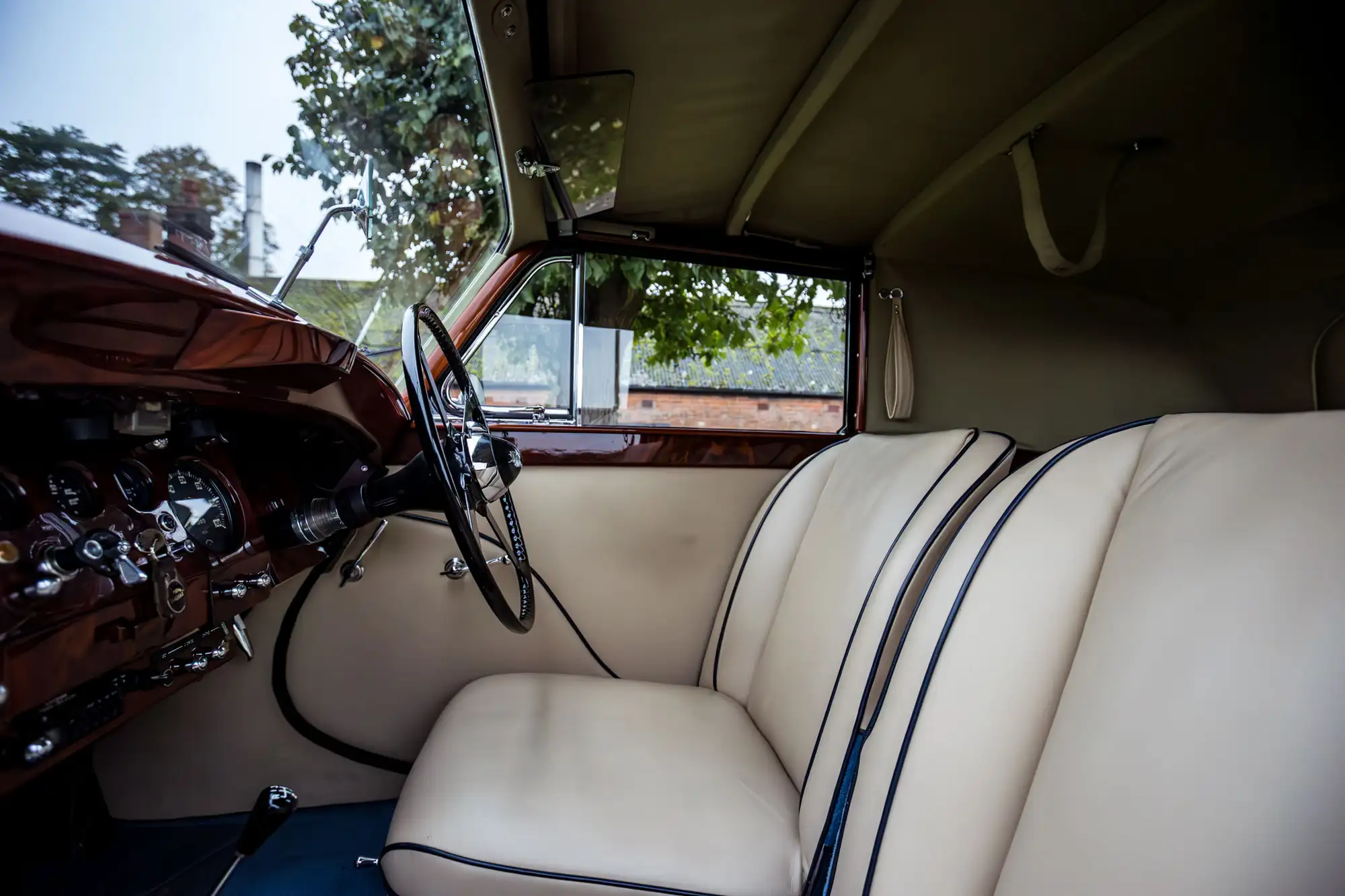 1950 Jaguar Mk V Drophead Coupé-Sold