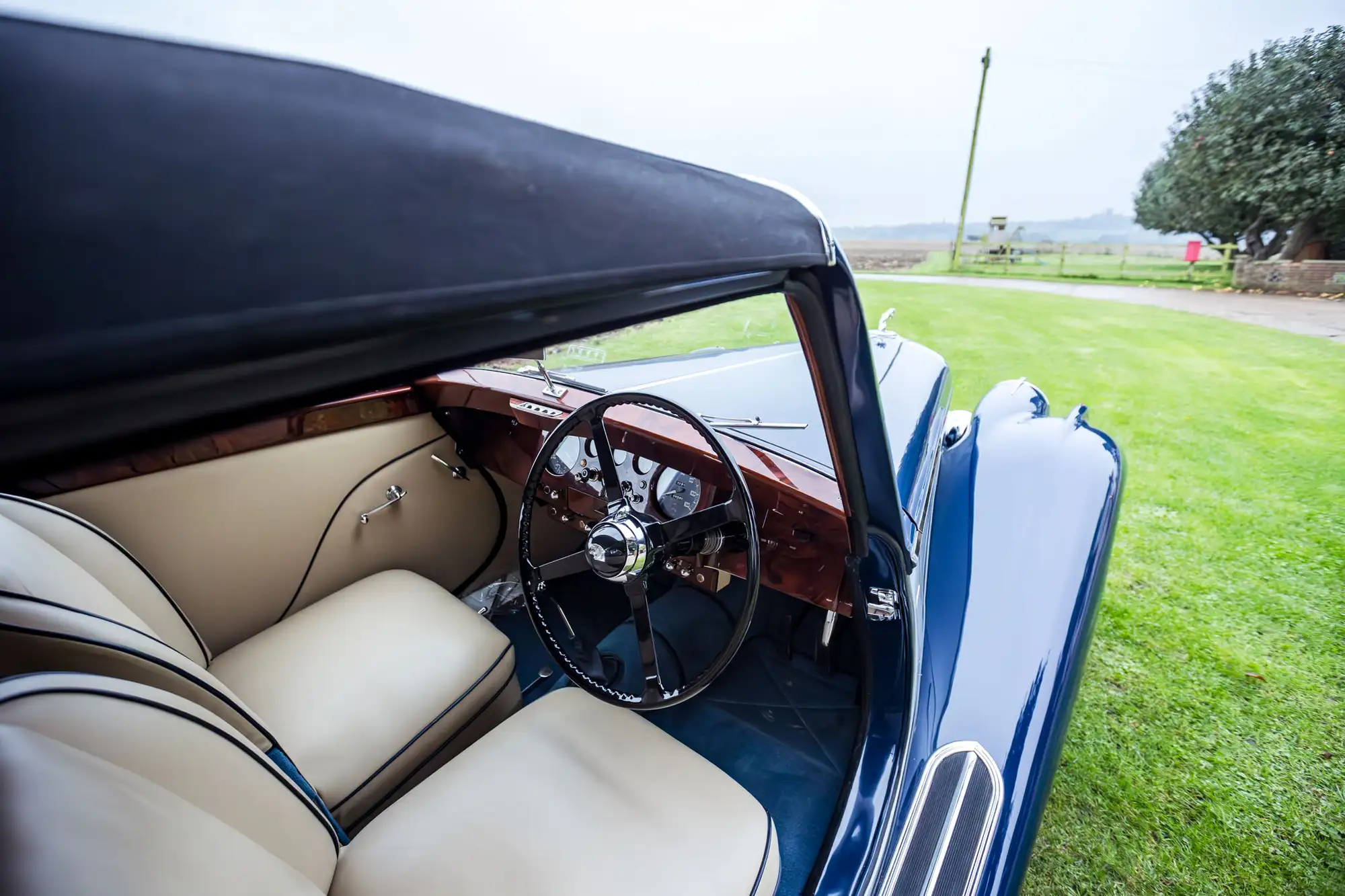 1950 Jaguar Mk V Drophead Coupé-Sold