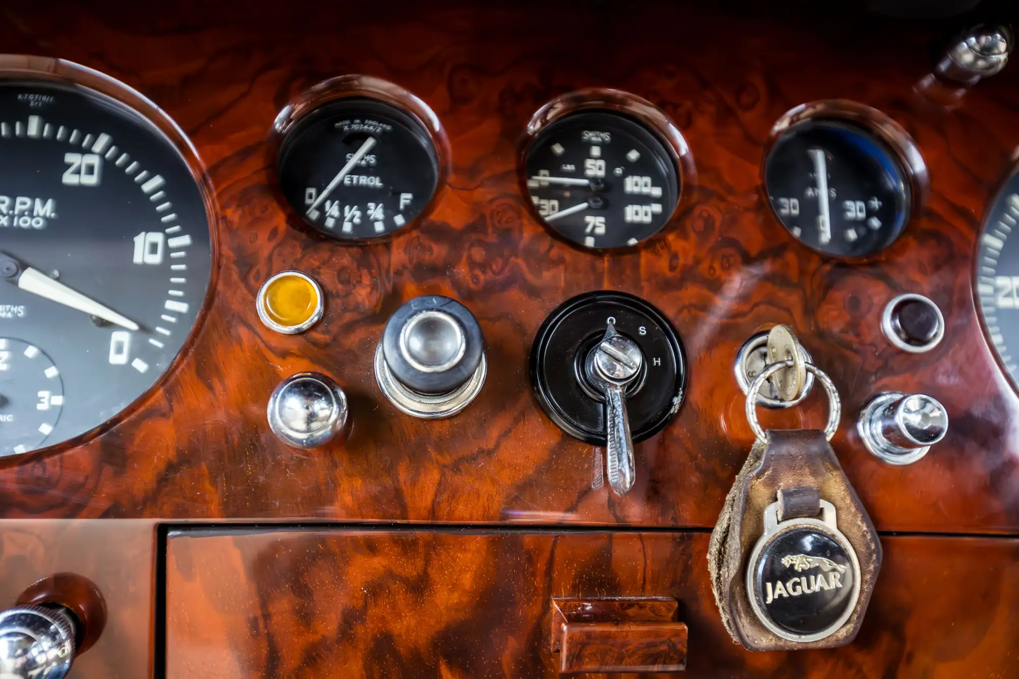 1950 Jaguar Mk V Drophead Coupé-Sold