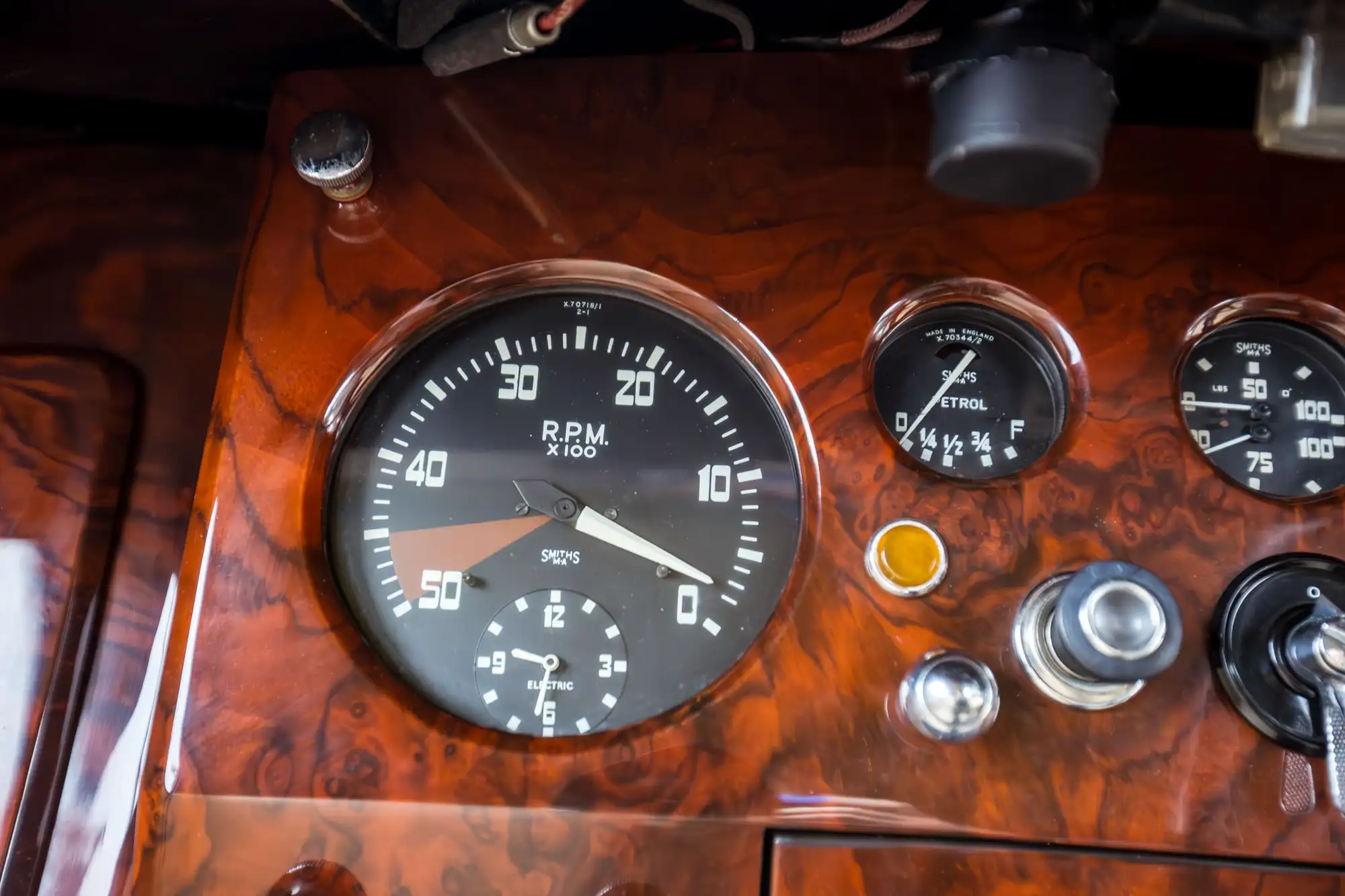 1950 Jaguar Mk V Drophead Coupé-Sold