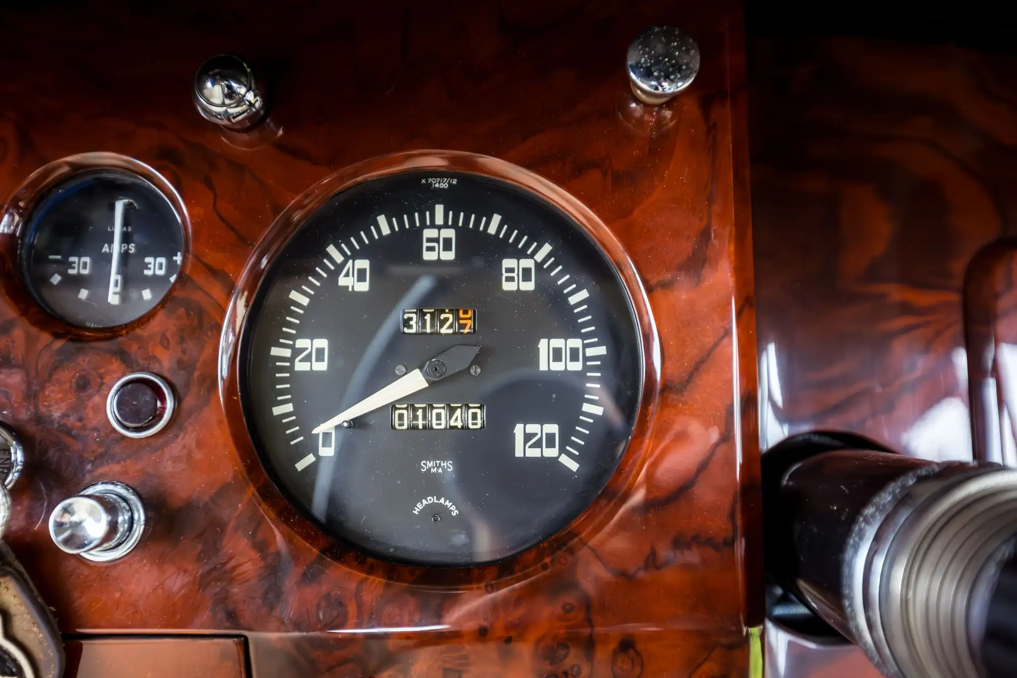 1950 Jaguar Mk V Drophead Coupé-Sold