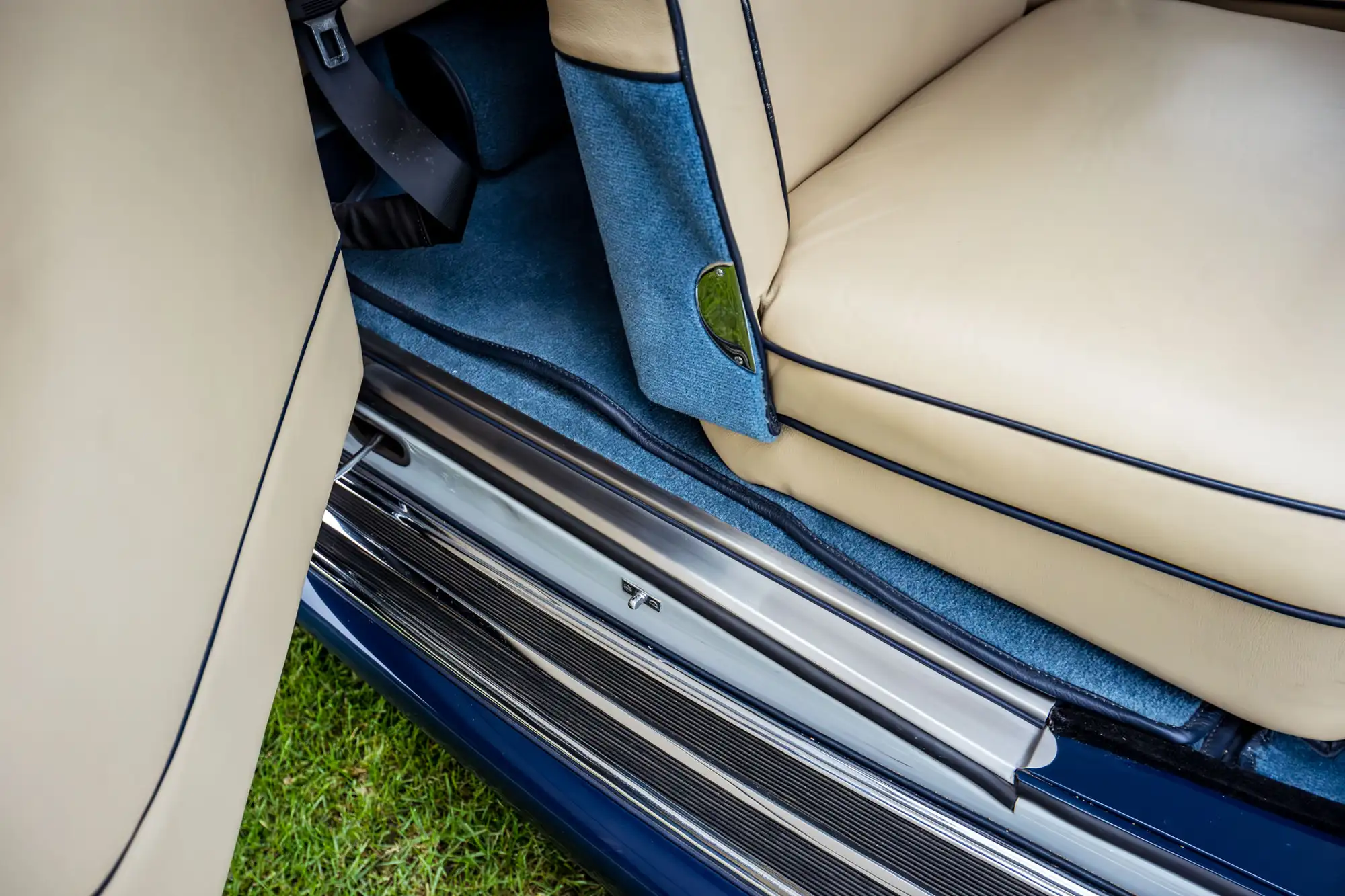 1950 Jaguar Mk V Drophead Coupé-Sold