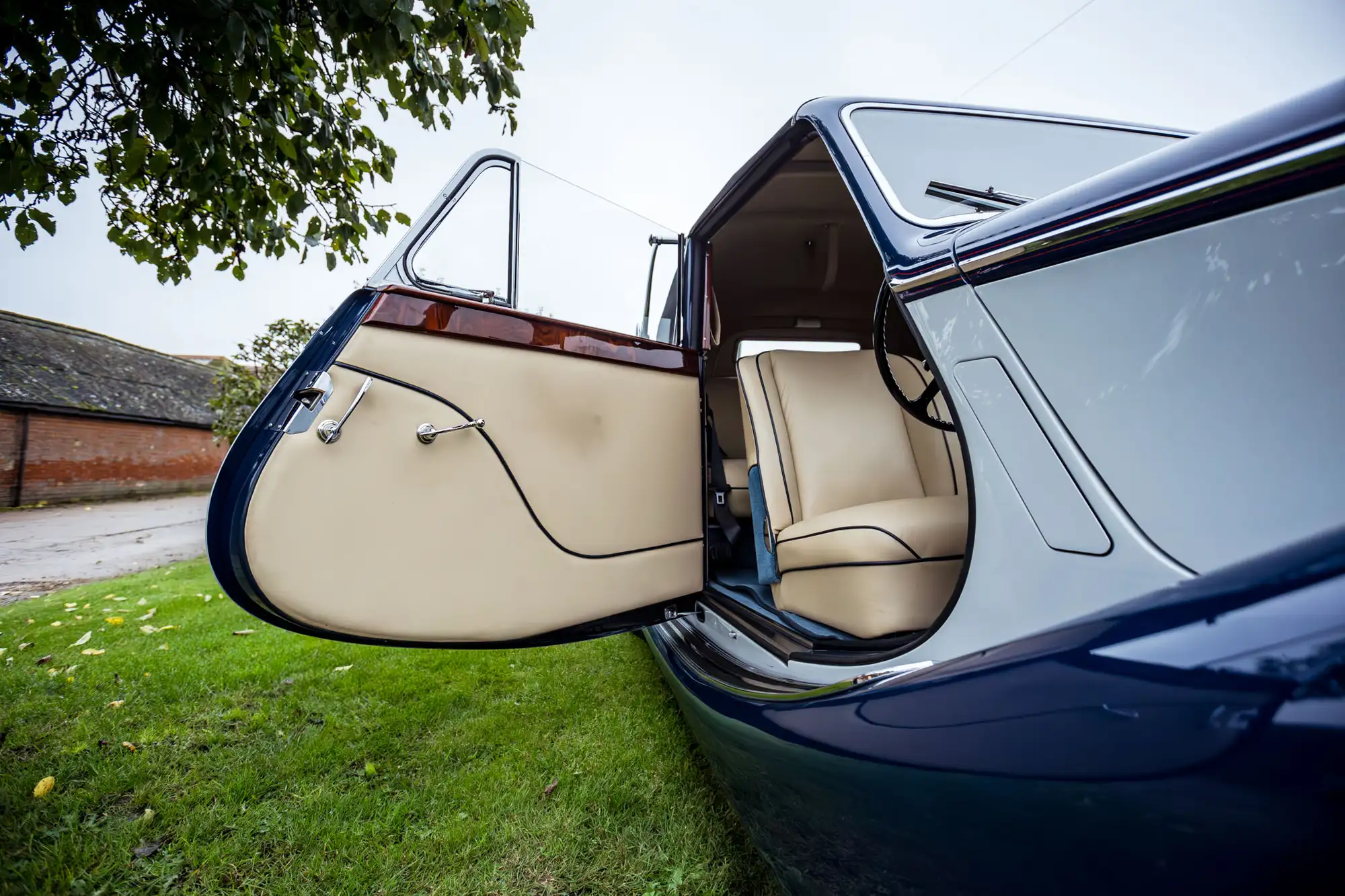 1950 Jaguar Mk V Drophead Coupé-Sold