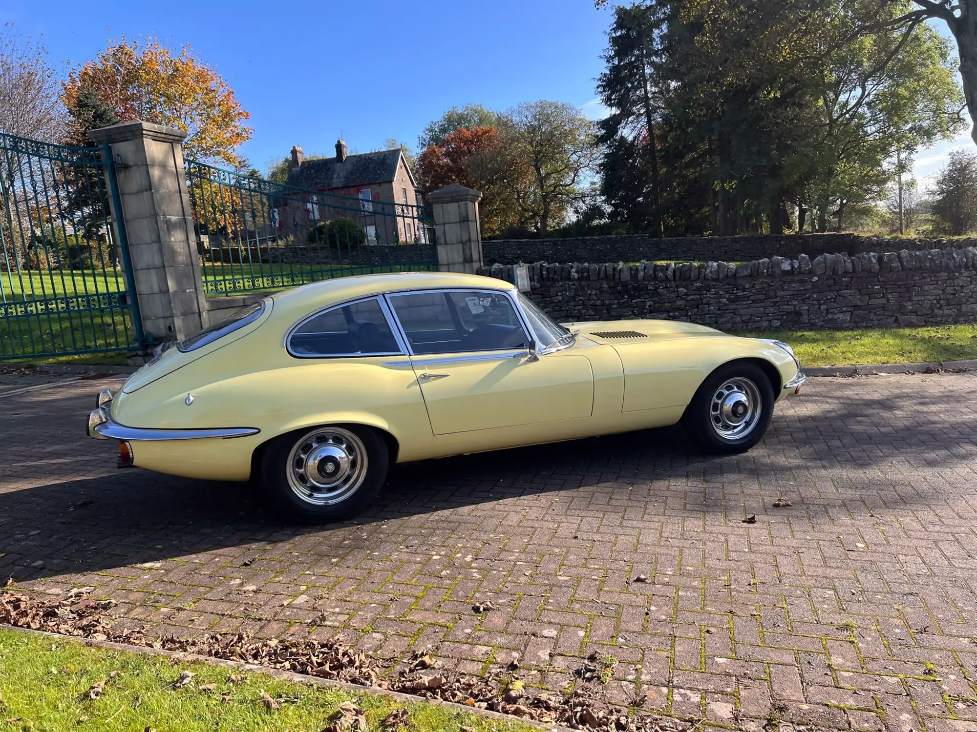 1972 Jaguar E-Type Series 3 V12 Coupé - Manual-Sold