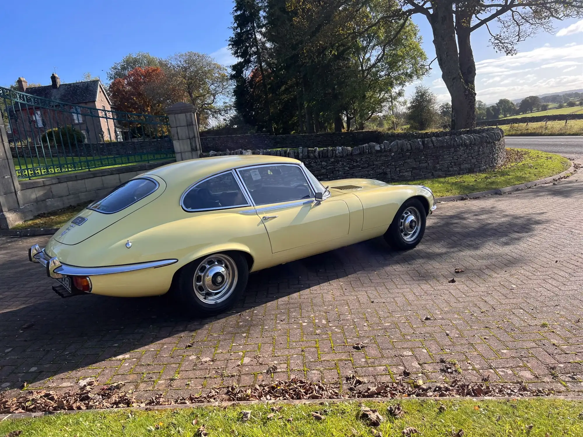 1972 Jaguar E-Type Series 3 V12 Coupé - Manual-Sold