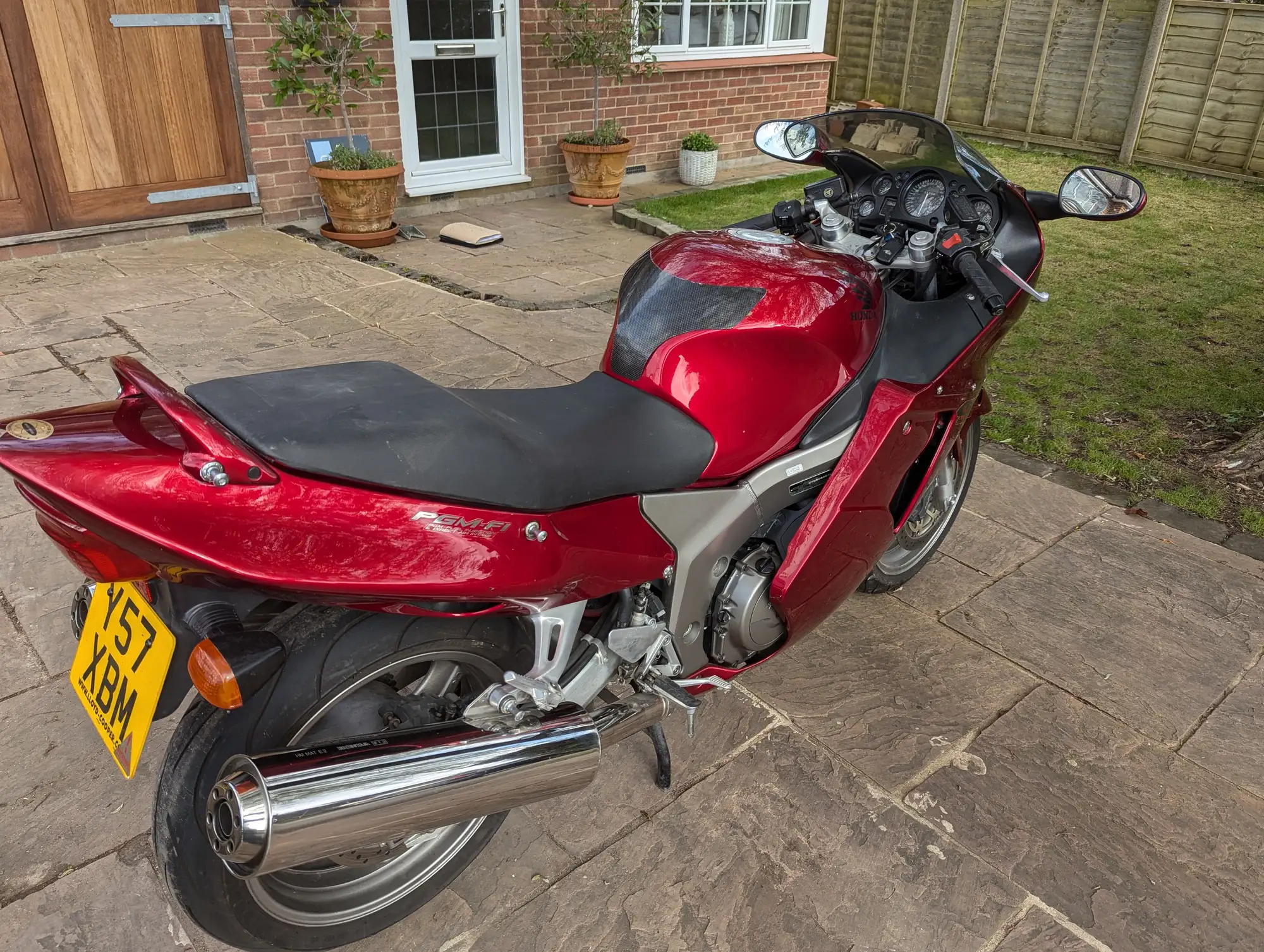 2001 Honda CBR1100XX Super Blackbird 1,137cc-For Sale