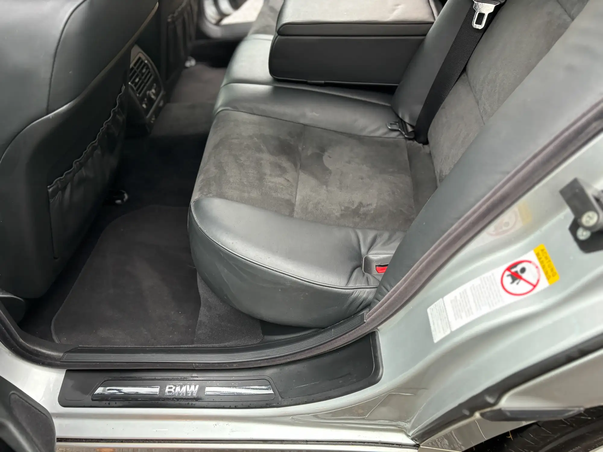 2001 BMW 740i Sport (E38)-Sold