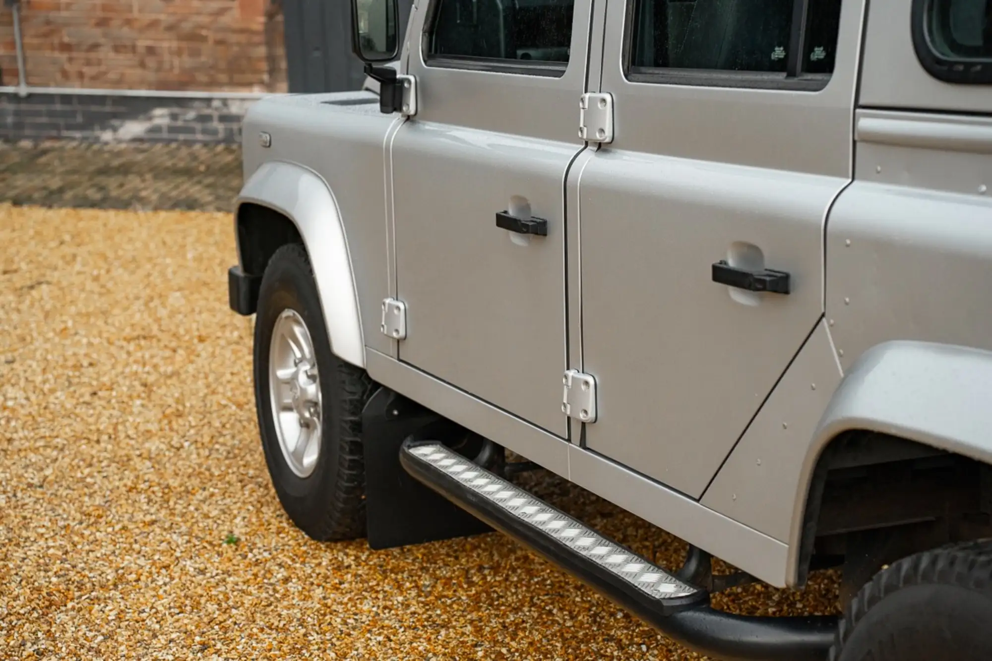 2015 Land Rover Defender 110 XS Station Wagon-Sold