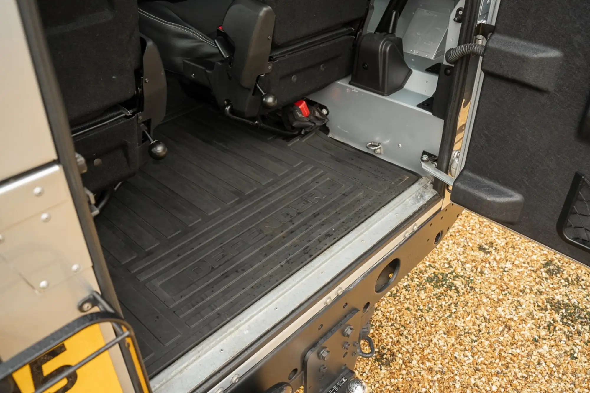 2015 Land Rover Defender 110 XS Station Wagon-Sold