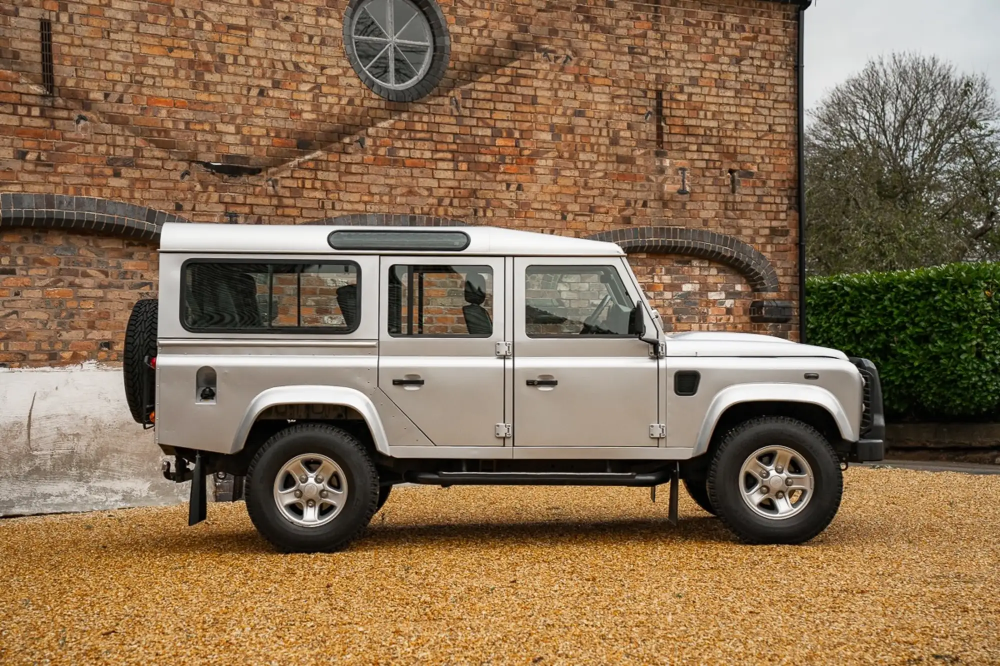 2015 Land Rover Defender 110 XS Station Wagon-Sold