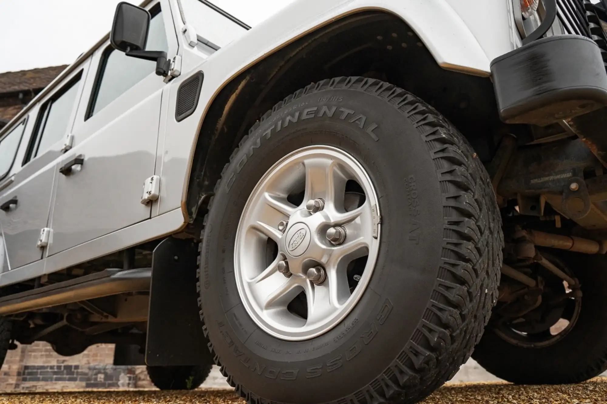 2015 Land Rover Defender 110 XS Station Wagon-Sold