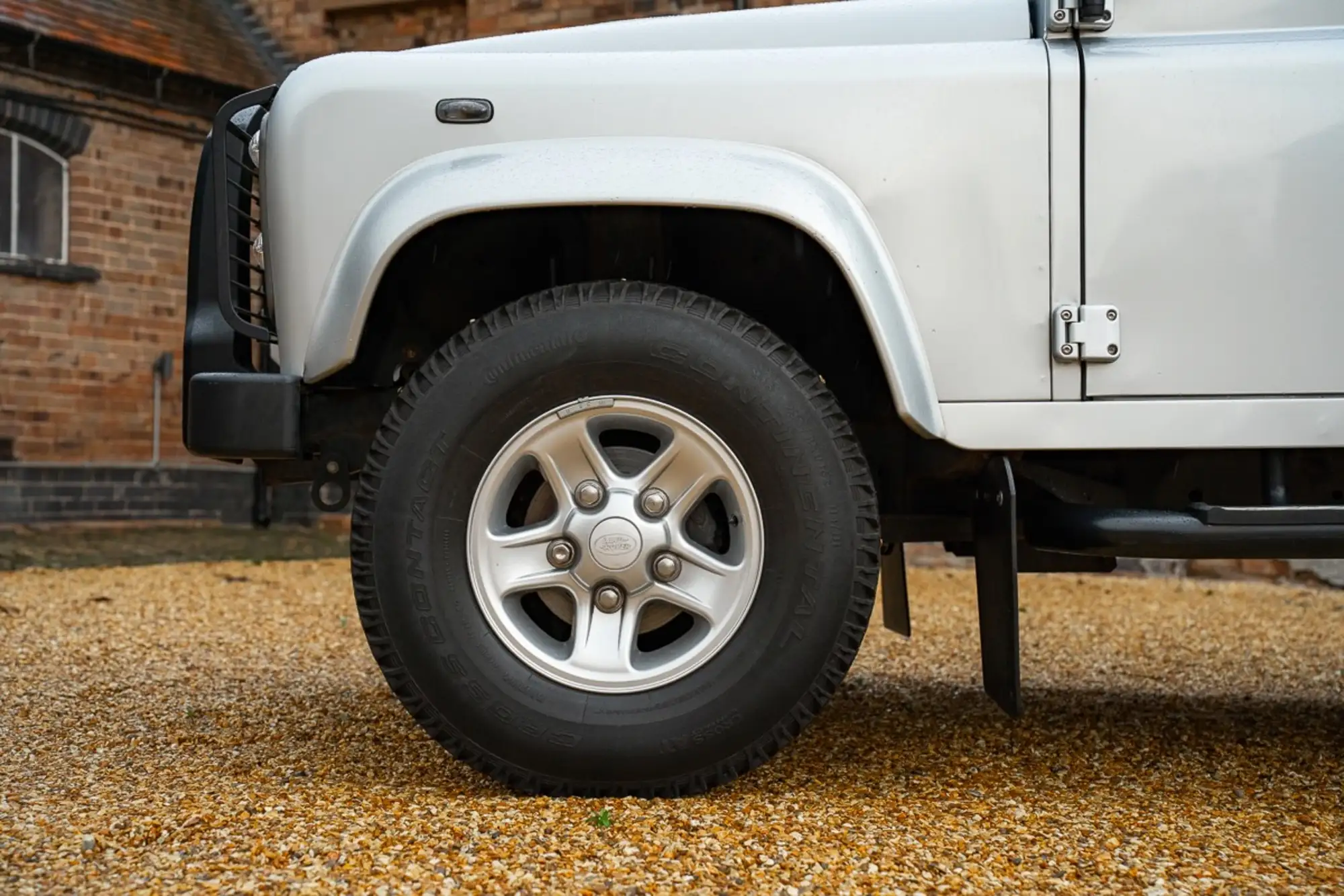 2015 Land Rover Defender 110 XS Station Wagon-Sold