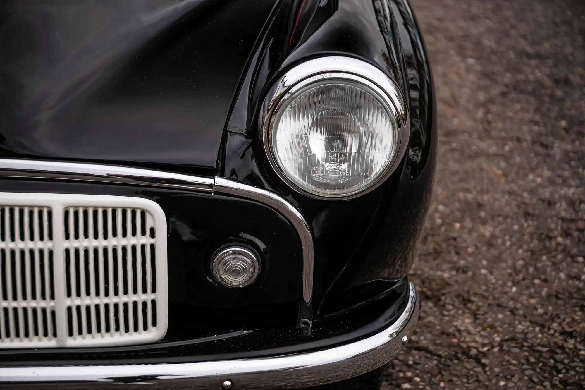 1953 Morris Minor Series 2 Split Screen CHARITY LOT-Sold