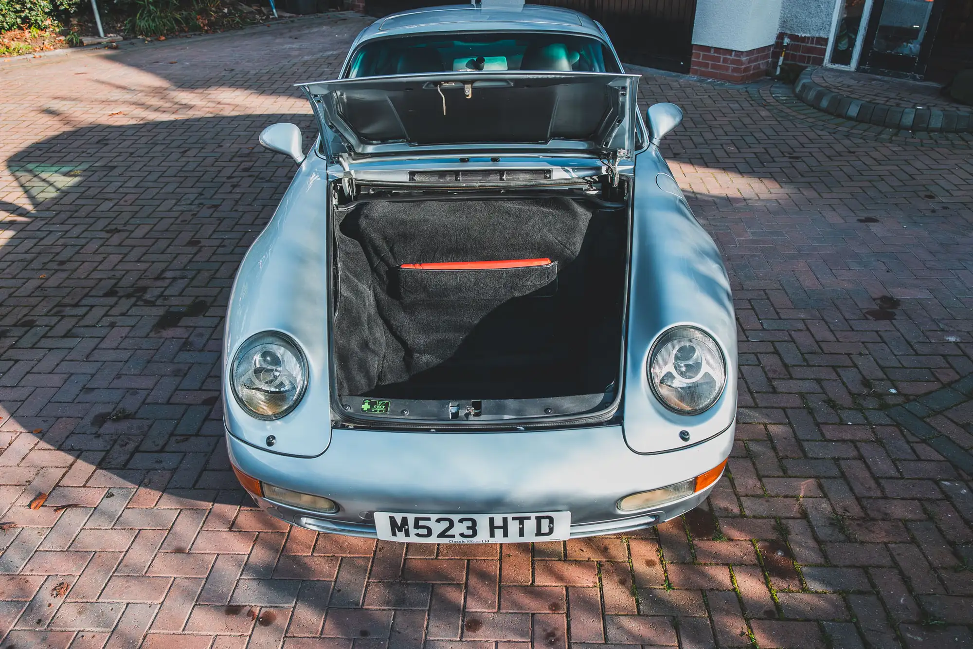 1994 Porsche 911 Carrera 2 993-Sold