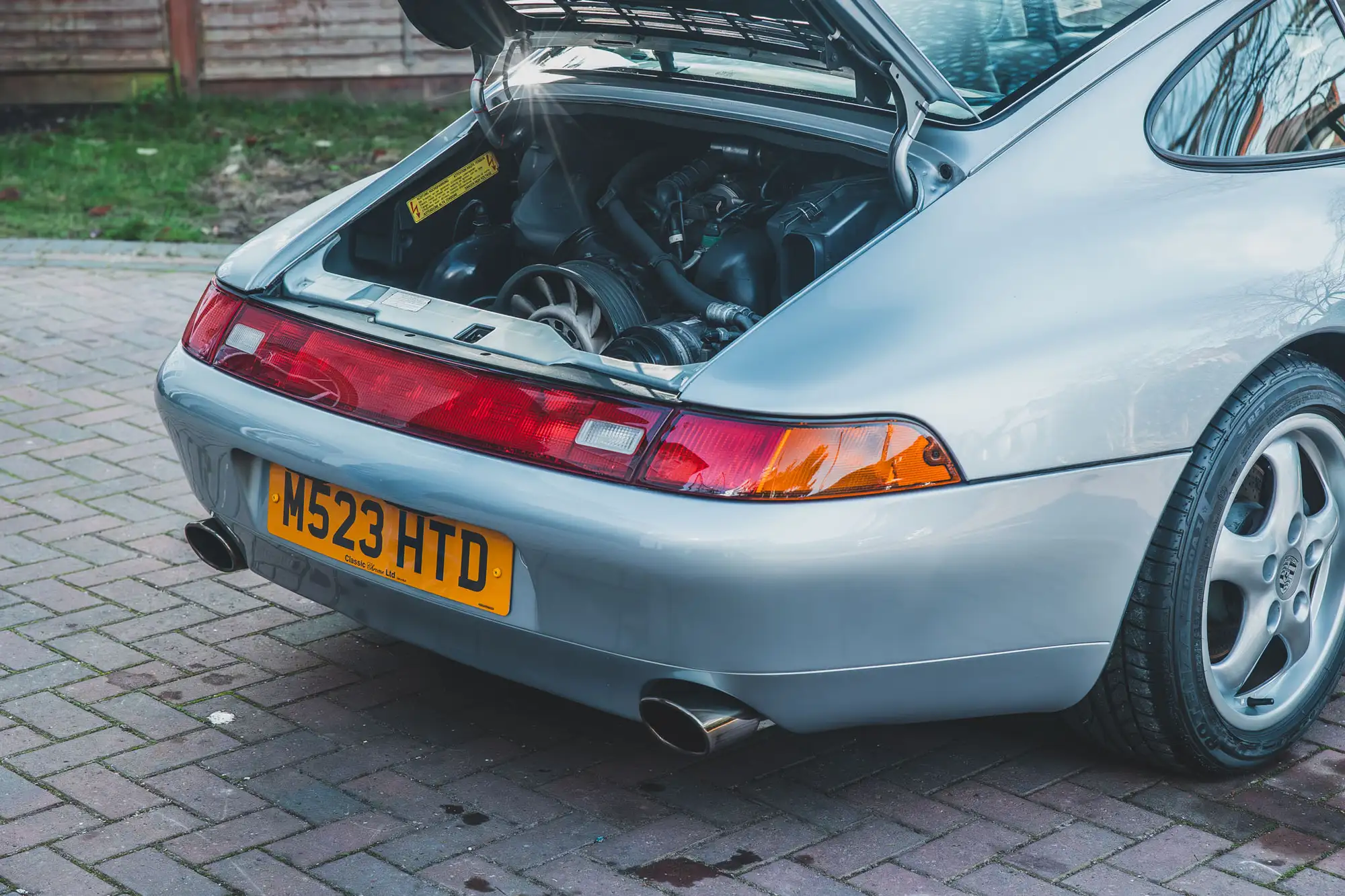 1994 Porsche 911 Carrera 2 993-Sold