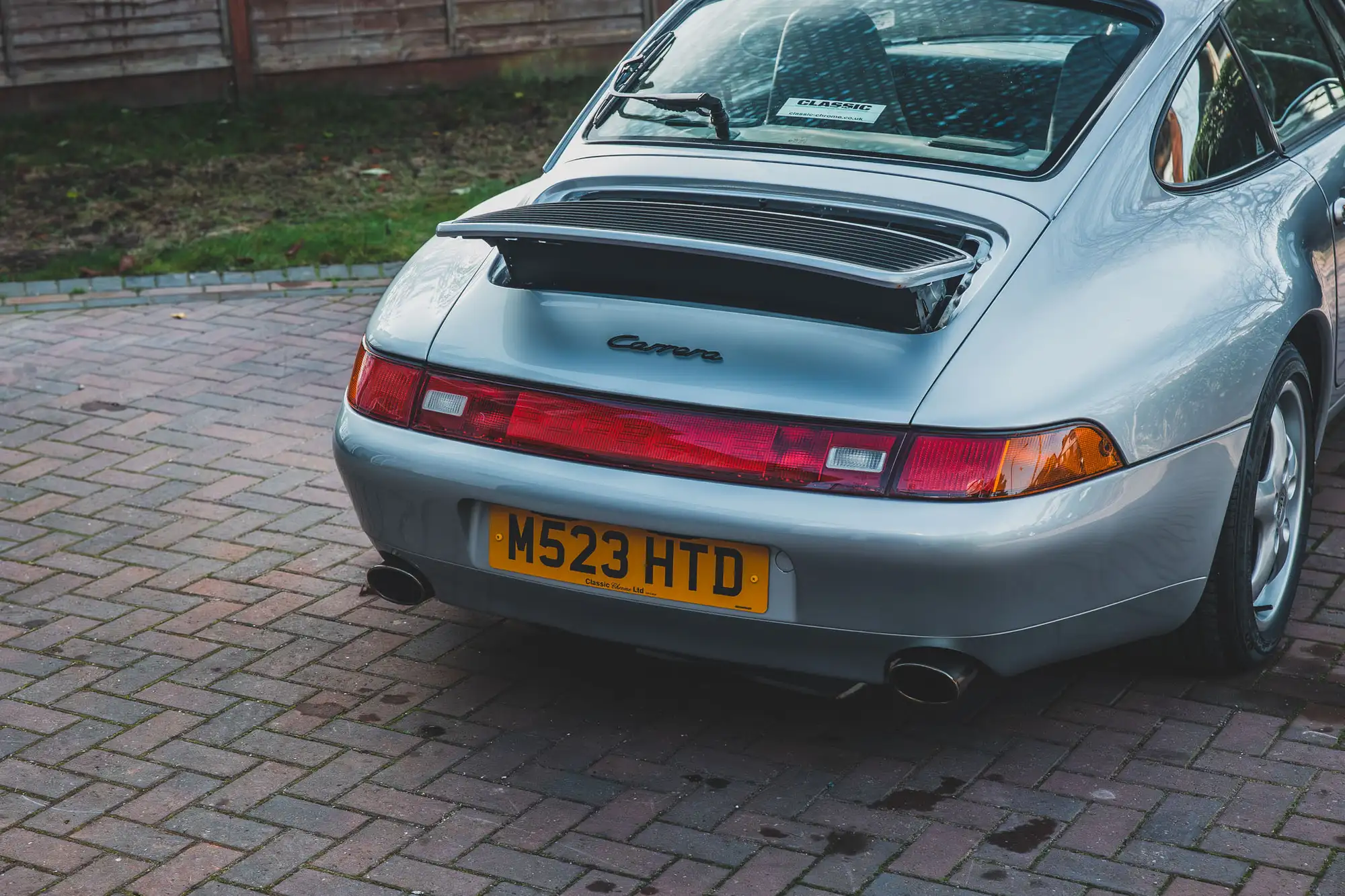 1994 Porsche 911 Carrera 2 993-Sold
