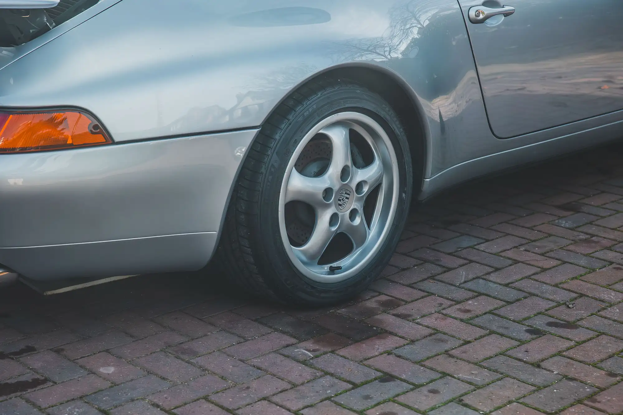 1994 Porsche 911 Carrera 2 993-Sold