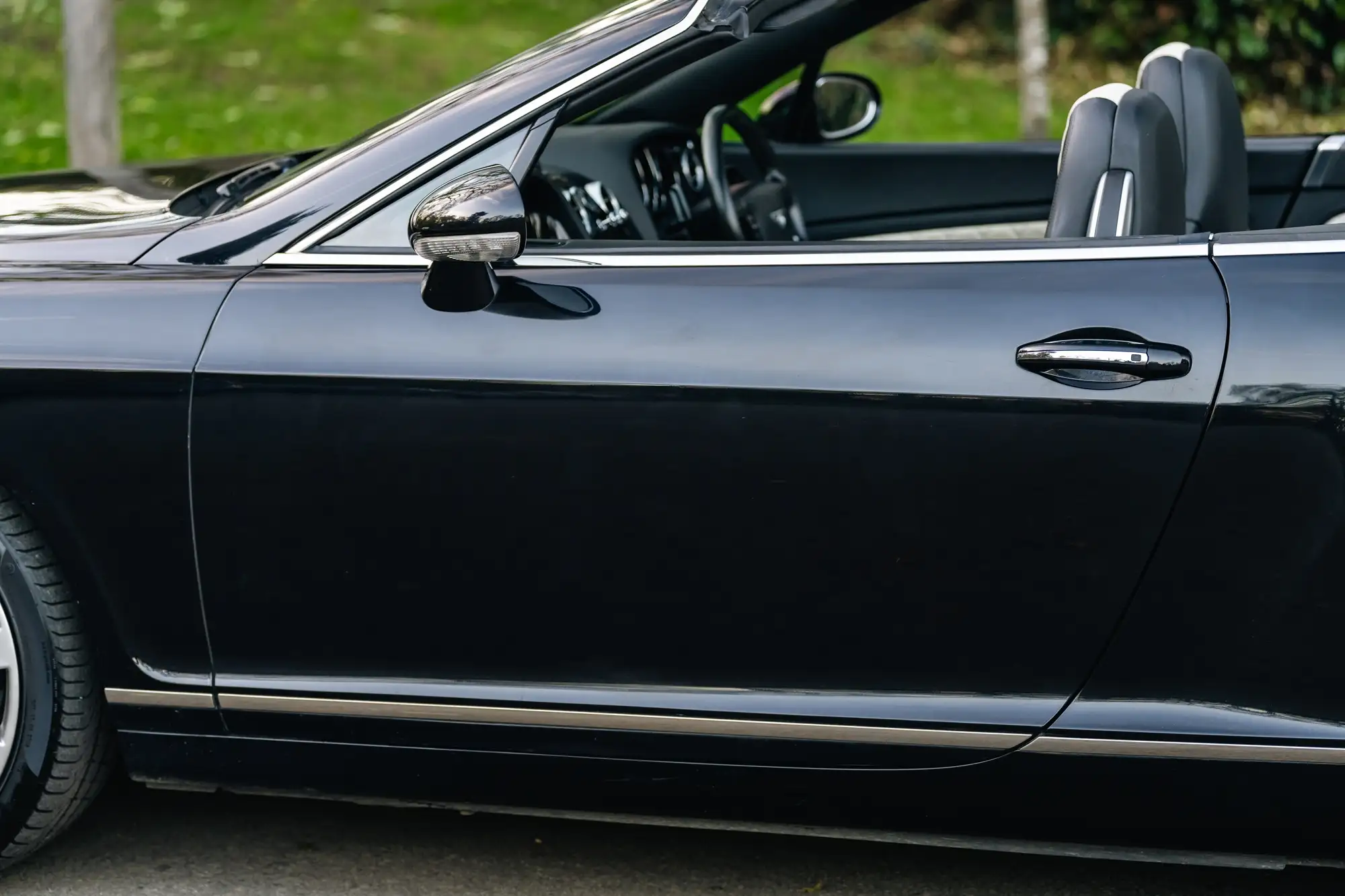 2009 Bentley Comtinental GTC Mulliner-Sold