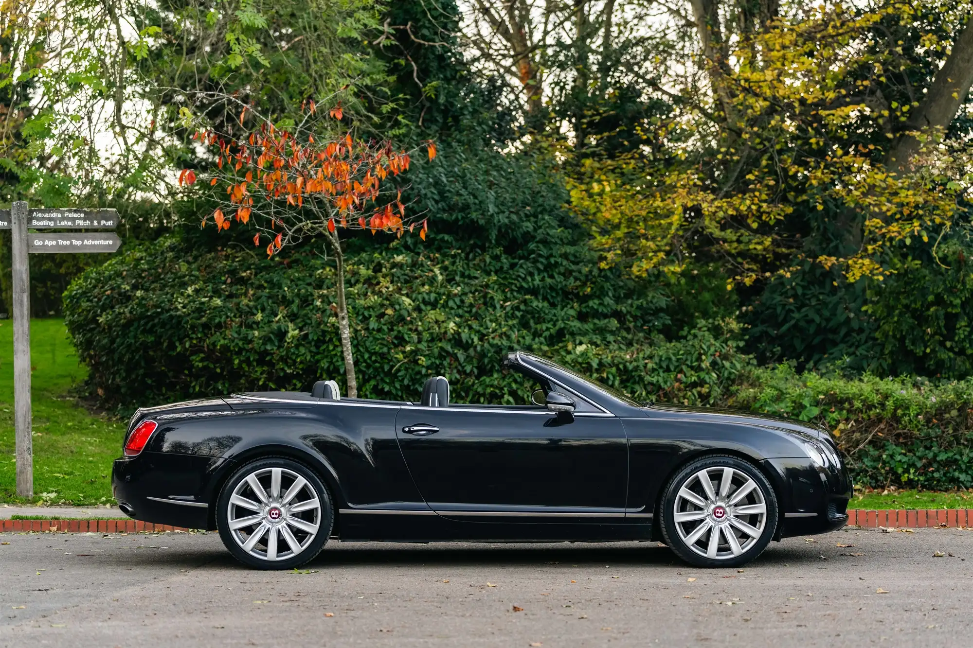 2009 Bentley Comtinental GTC Mulliner-Sold