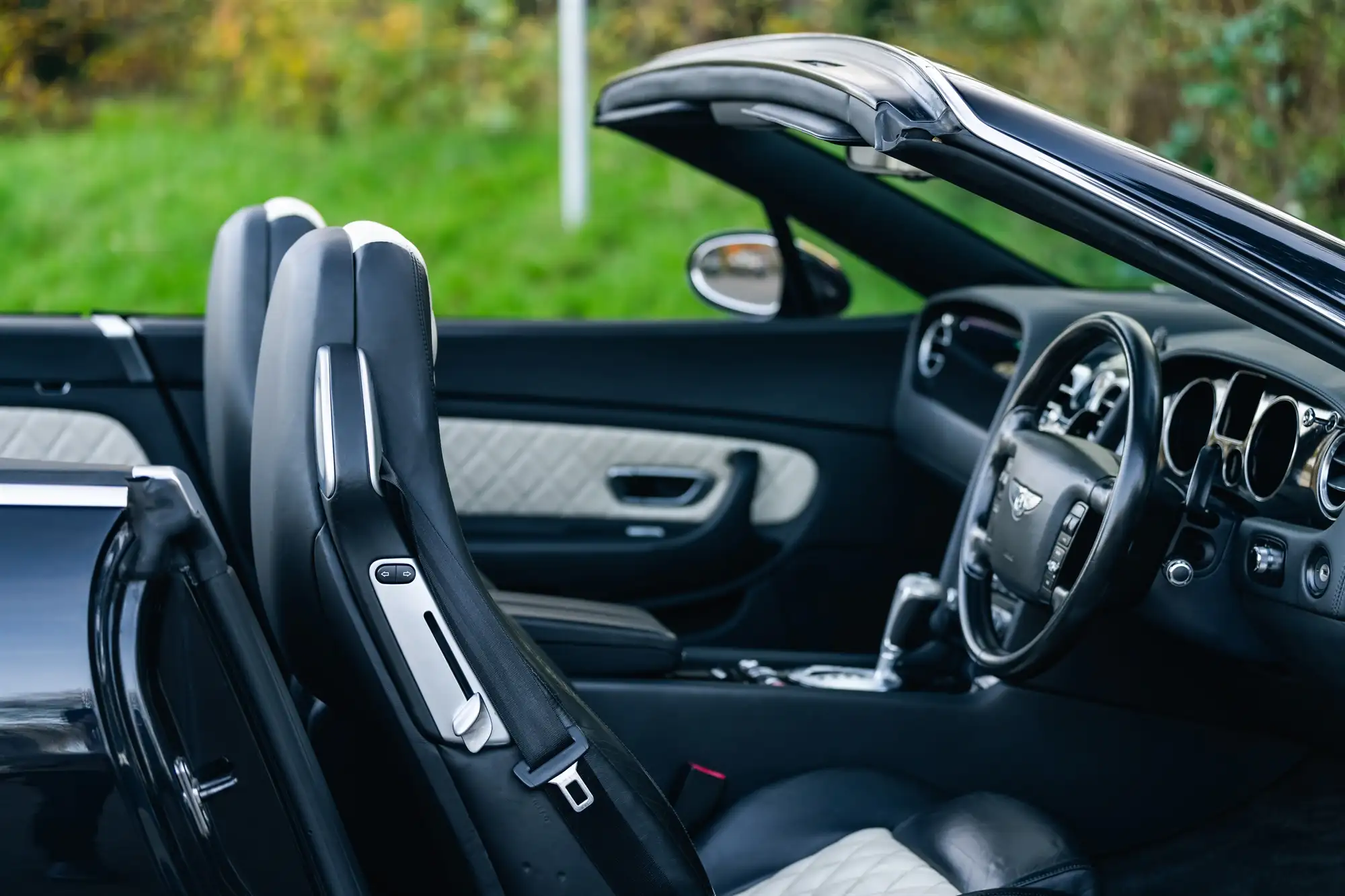 2009 Bentley Comtinental GTC Mulliner-Sold