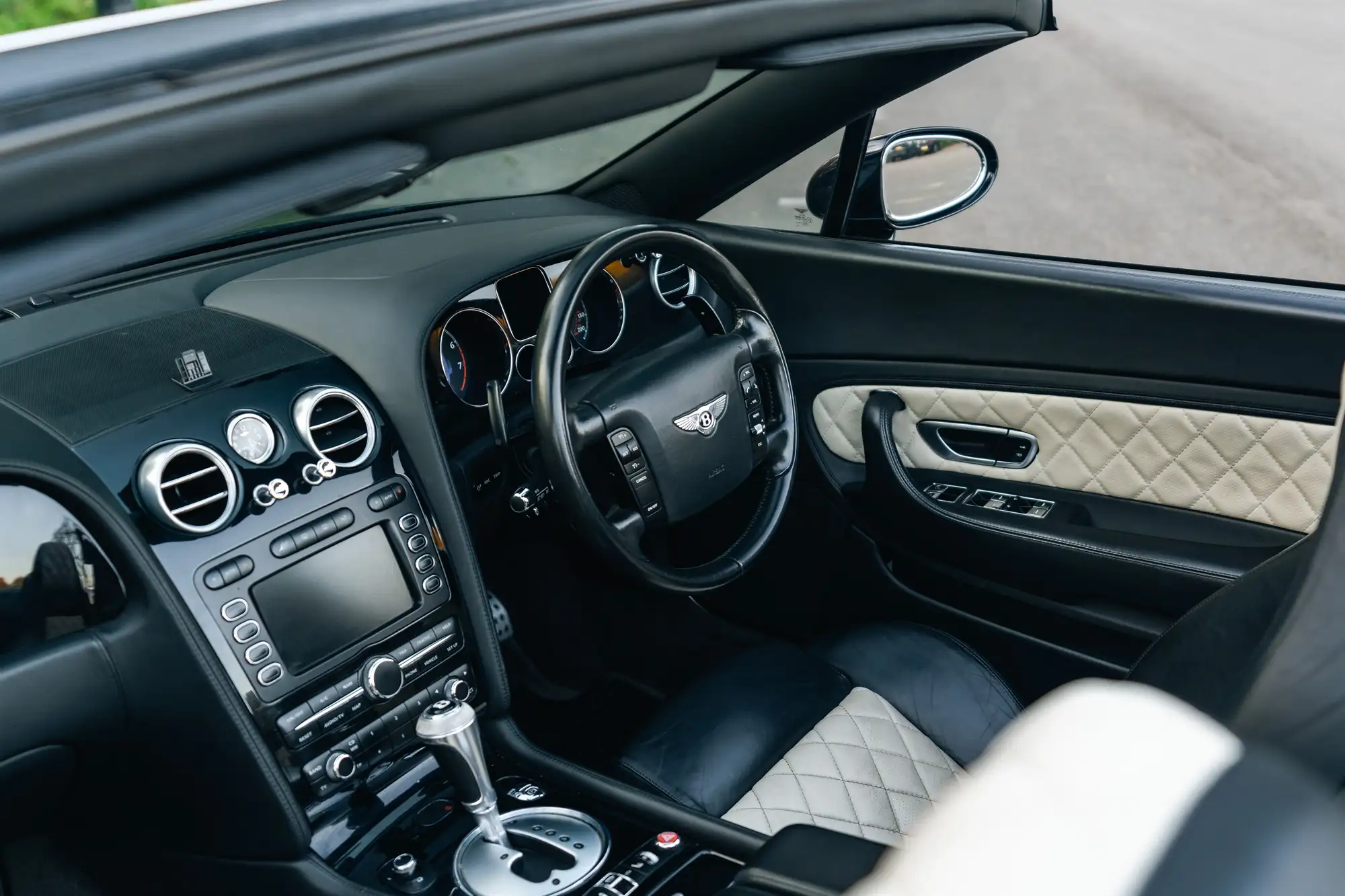 2009 Bentley Comtinental GTC Mulliner-Sold