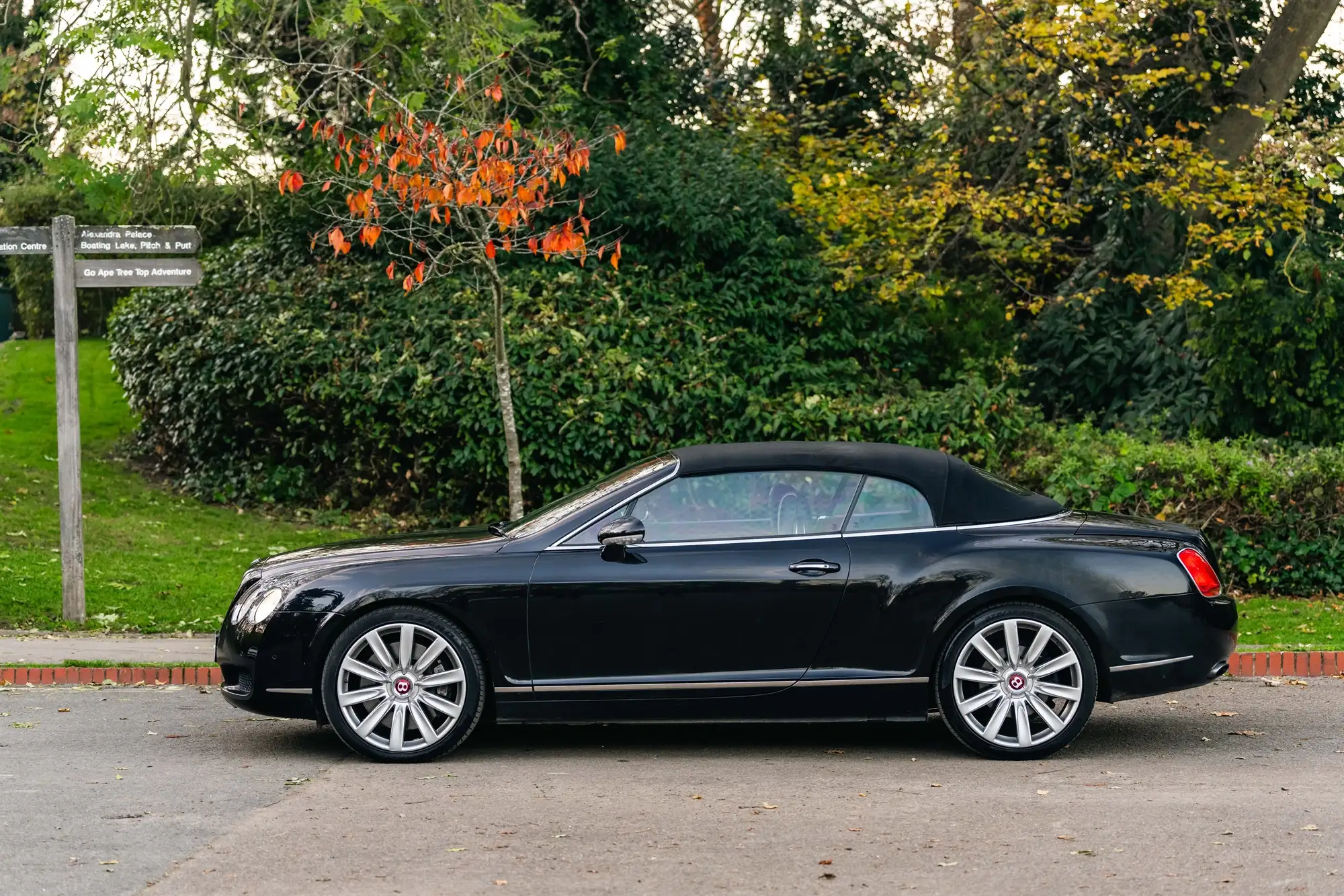 2009 Bentley Comtinental GTC Mulliner-Sold
