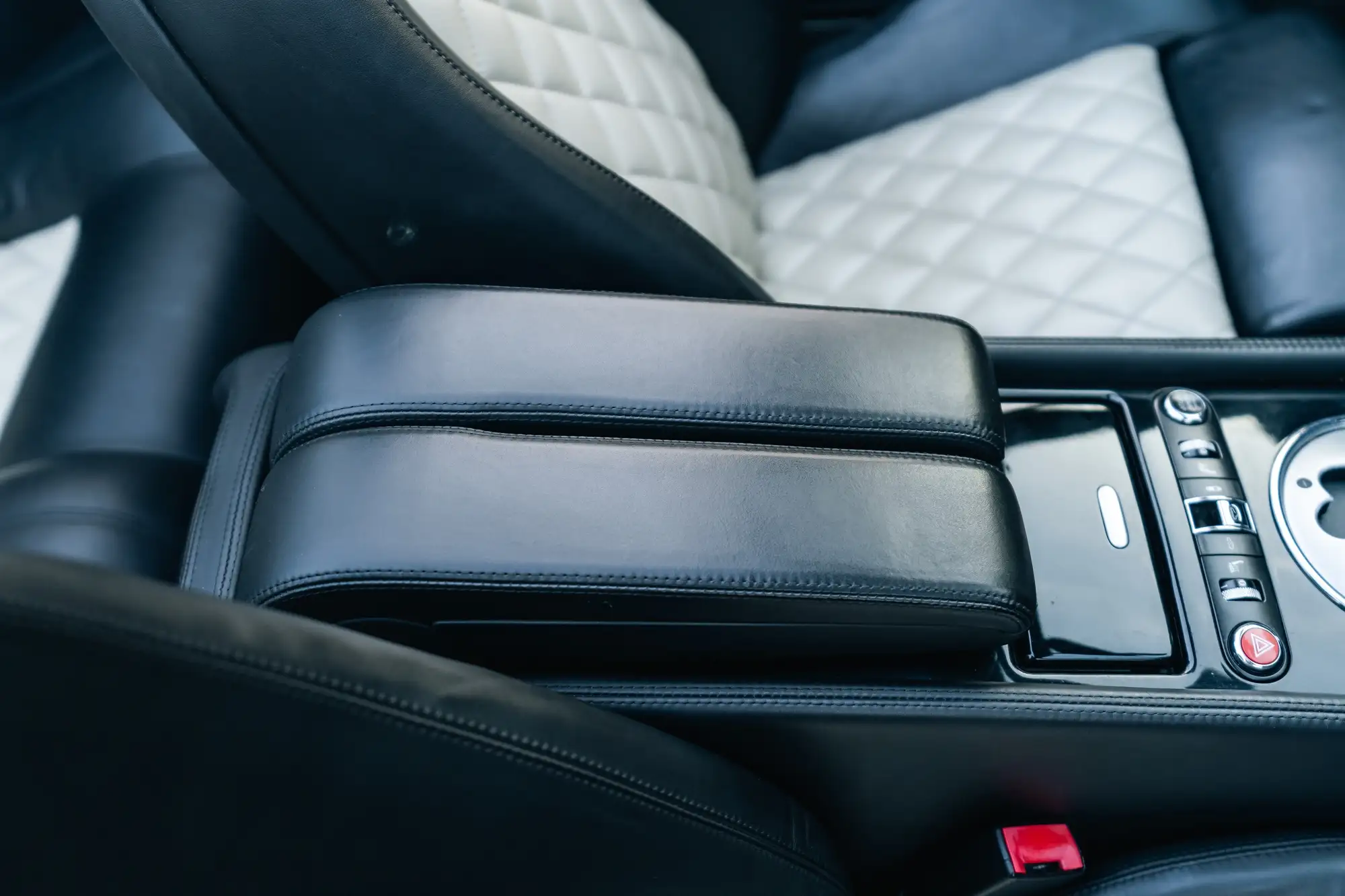 2009 Bentley Comtinental GTC Mulliner-Sold