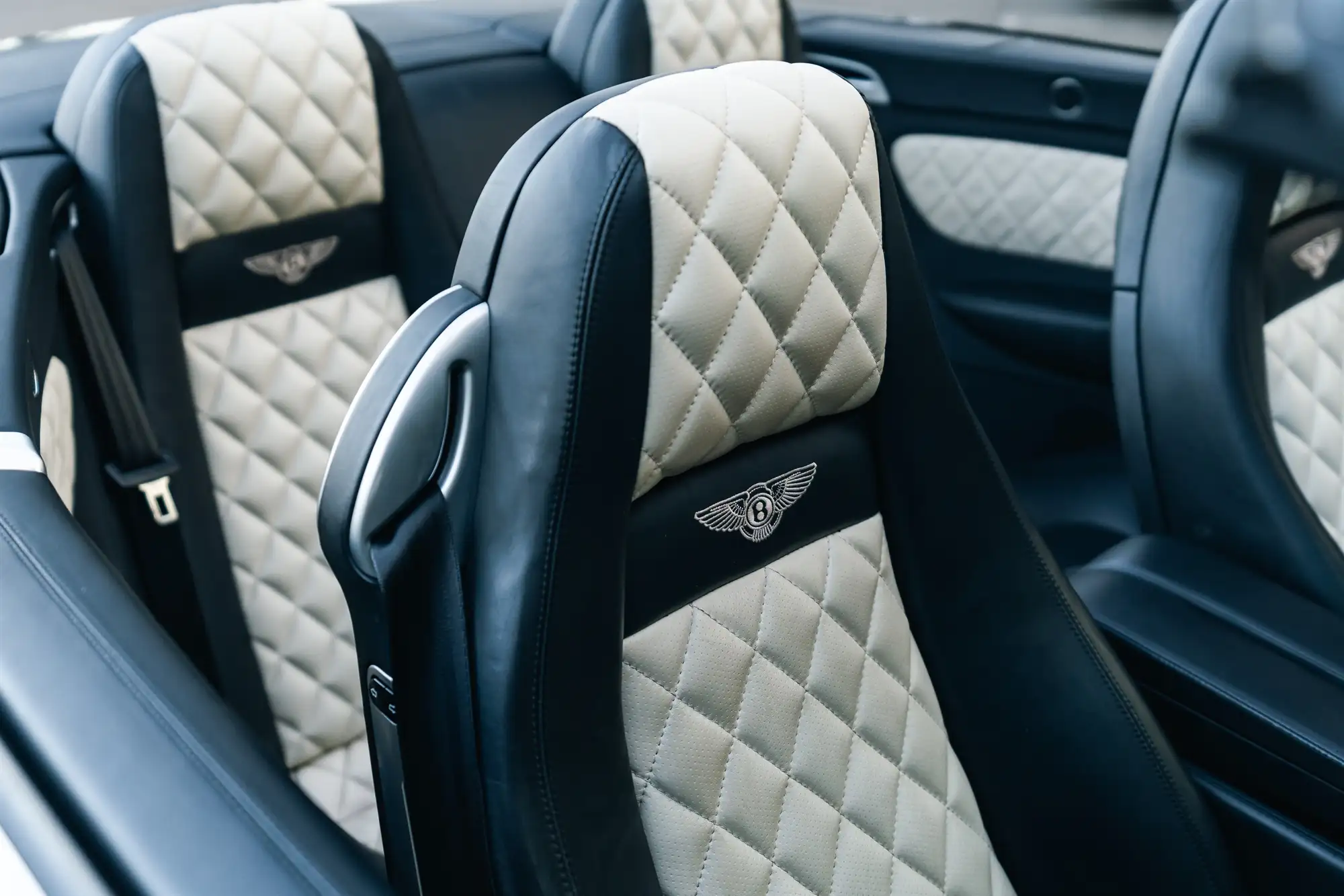 2009 Bentley Comtinental GTC Mulliner-Sold