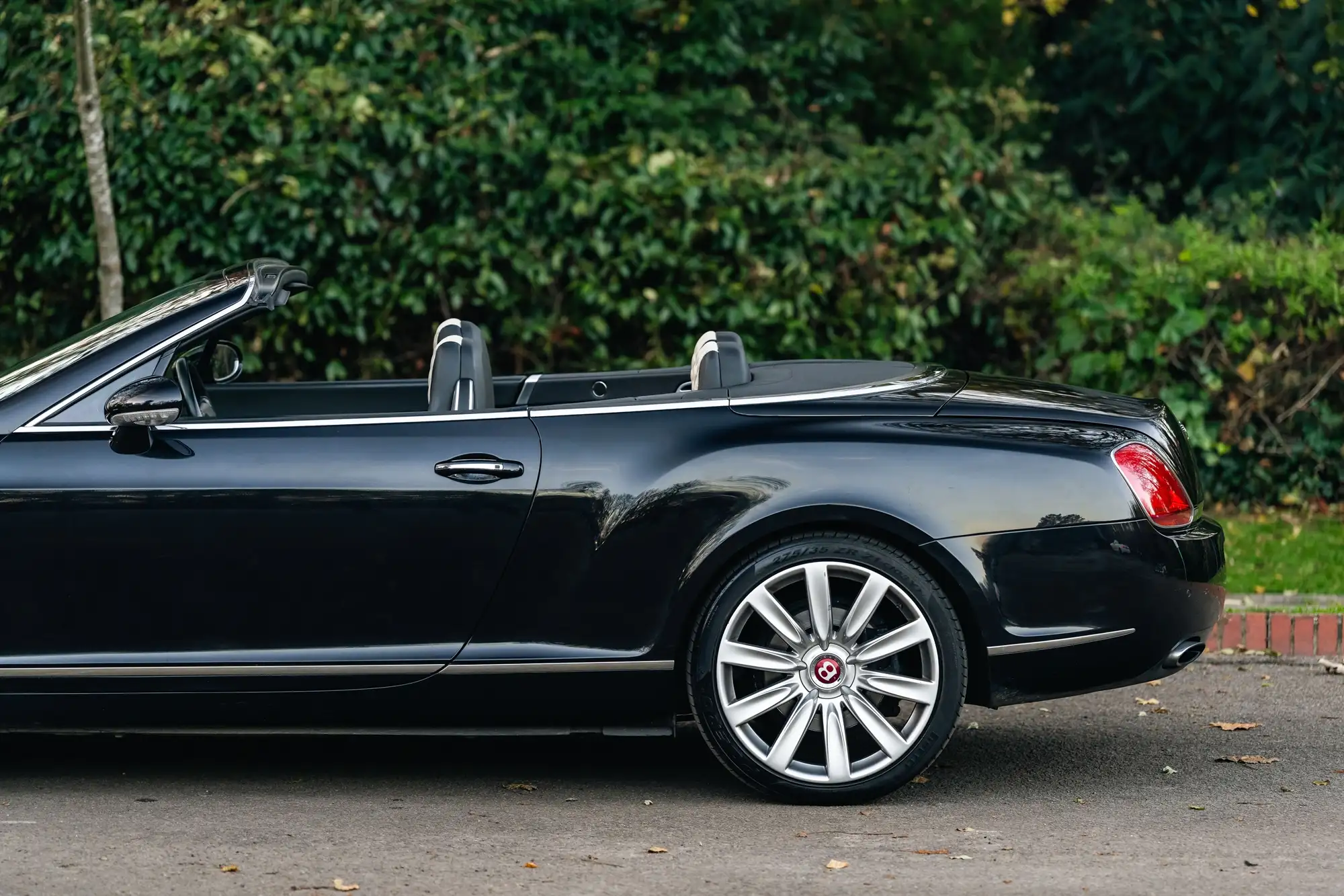 2009 Bentley Comtinental GTC Mulliner-Sold