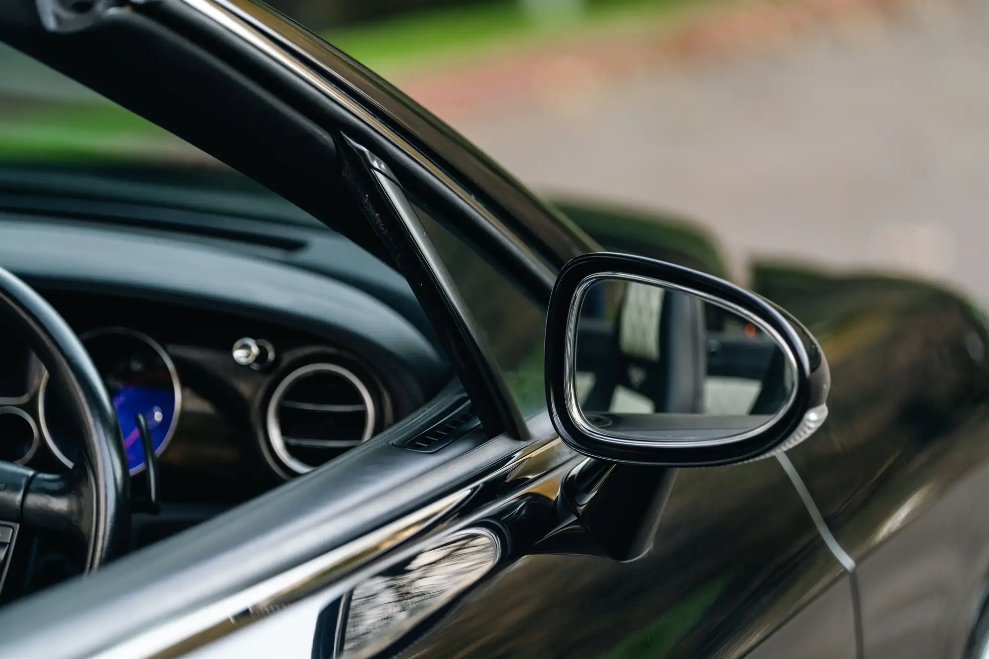 2009 Bentley Comtinental GTC Mulliner-Sold